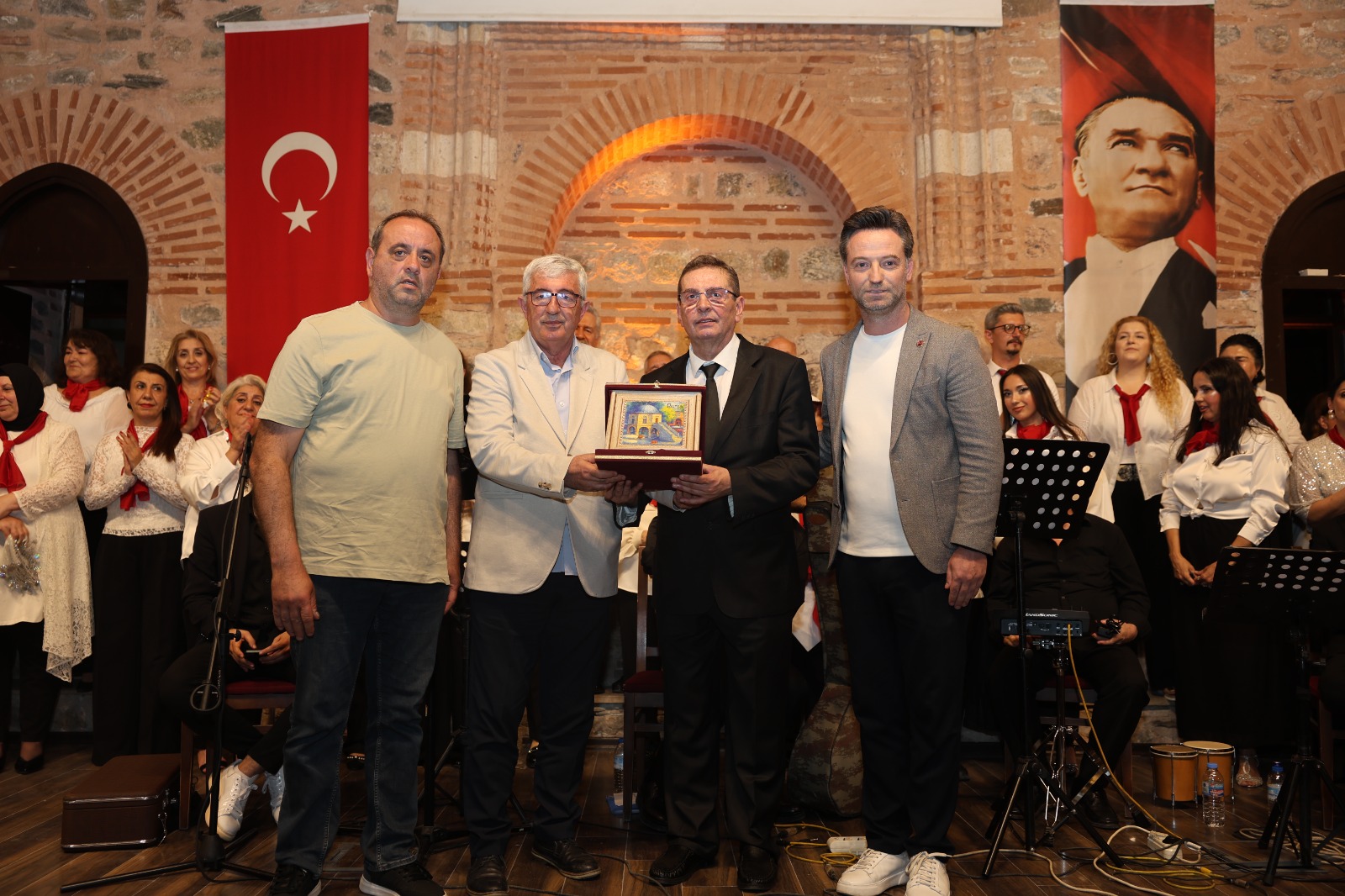 Osmangazi’de Türküler Gönüllere İşlendi