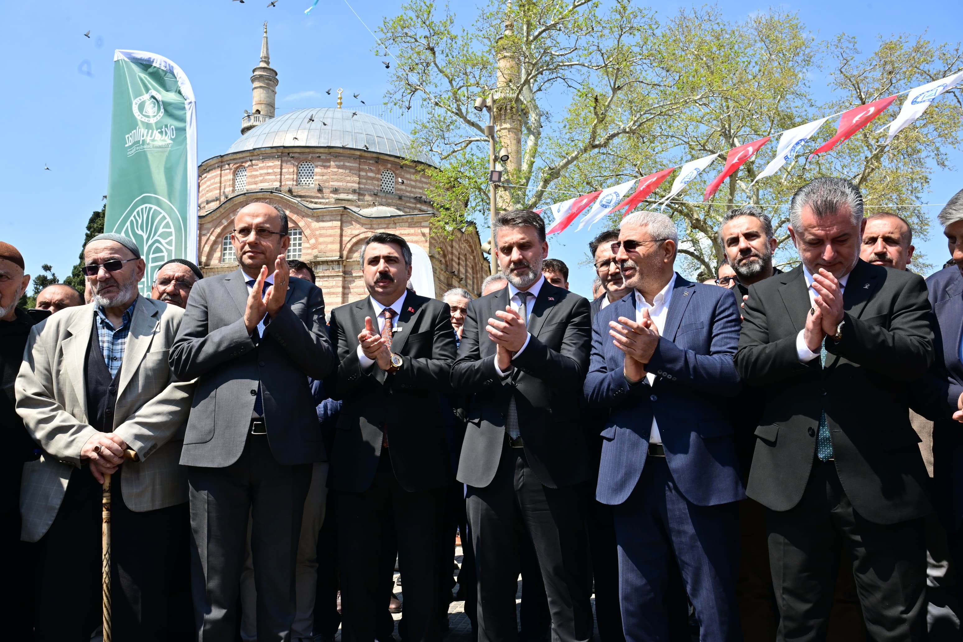 ‘EMİR BUHARİ’ YENİLENEN YÜZÜYLE HİZMETE AÇILDI