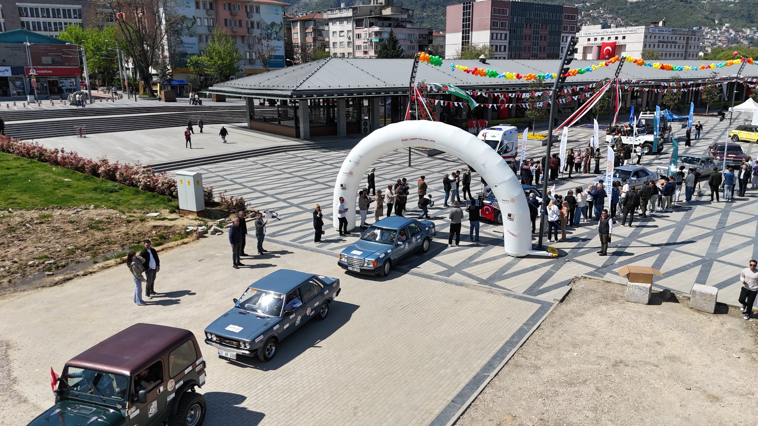 Osmangazi’de 13. Klasik Otomobil Turu Rüzgarı Esti