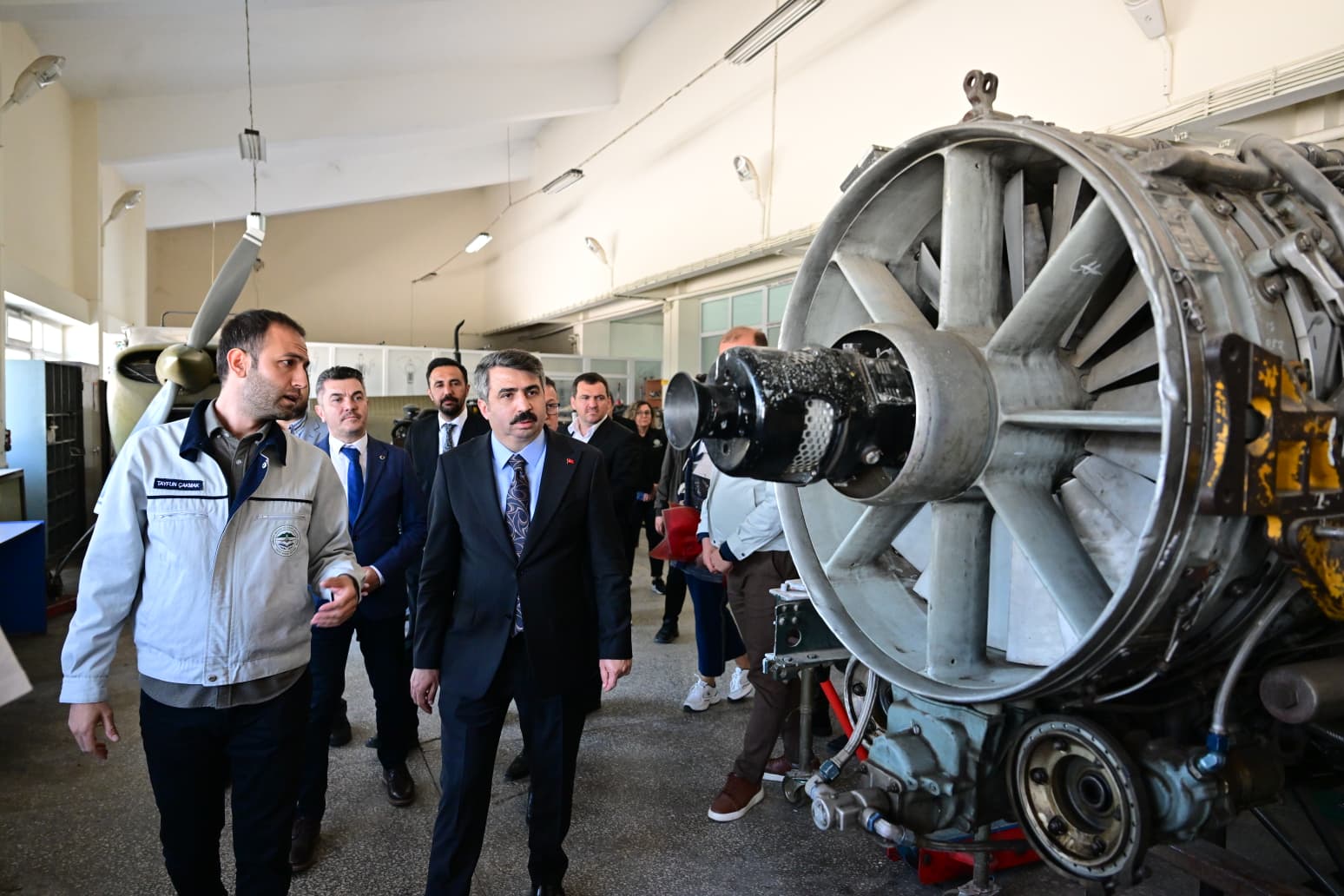 BAŞKAN YILMAZ’DAN GENÇLERE TAVSİYELER