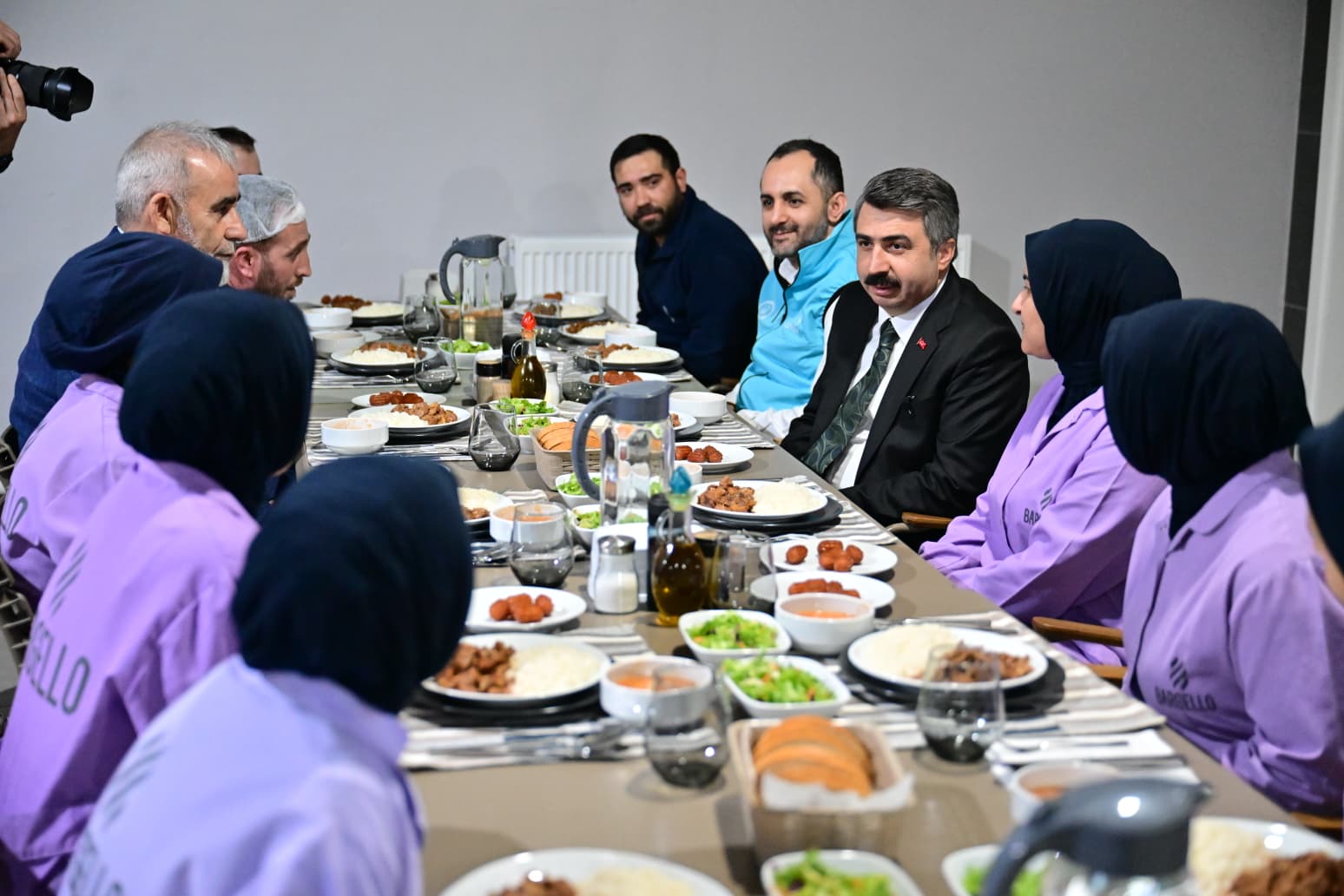 BAŞKAN YILMAZ’DAN EMEKÇİLERE 1 MAYIS ZİYARETİ