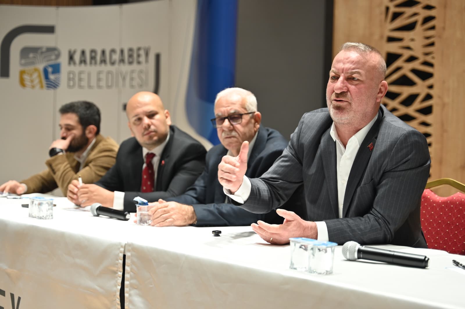 KARACABEY’DE MUHTARLARLA “ORTAK AKIL” BULUŞMASI