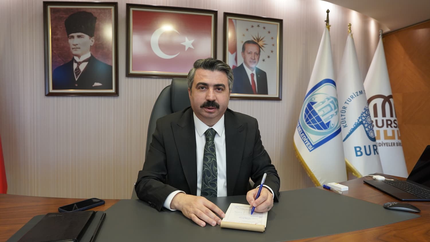 BAŞKAN OKTAY YILMAZ’DAN ANLAMLI BAĞIŞ
