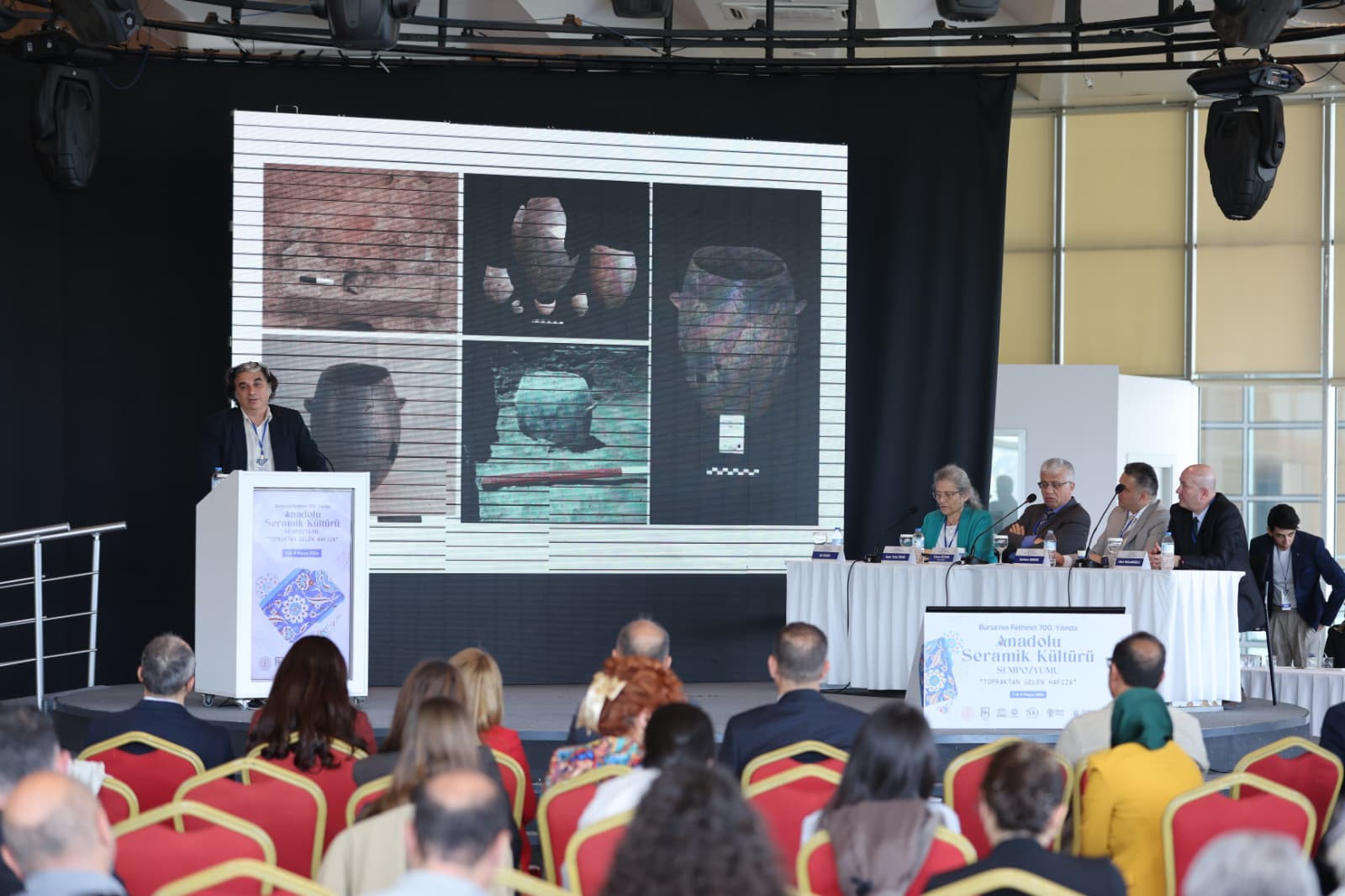 Anadolu’nun seramik kültürü Bursa’da konuşuldu