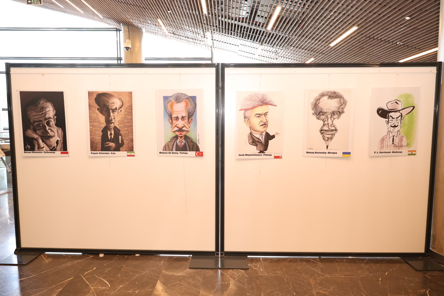 Uluslararası Orhan Kemal Karikatürleri Sergisi Osmangazi’de Açıldı