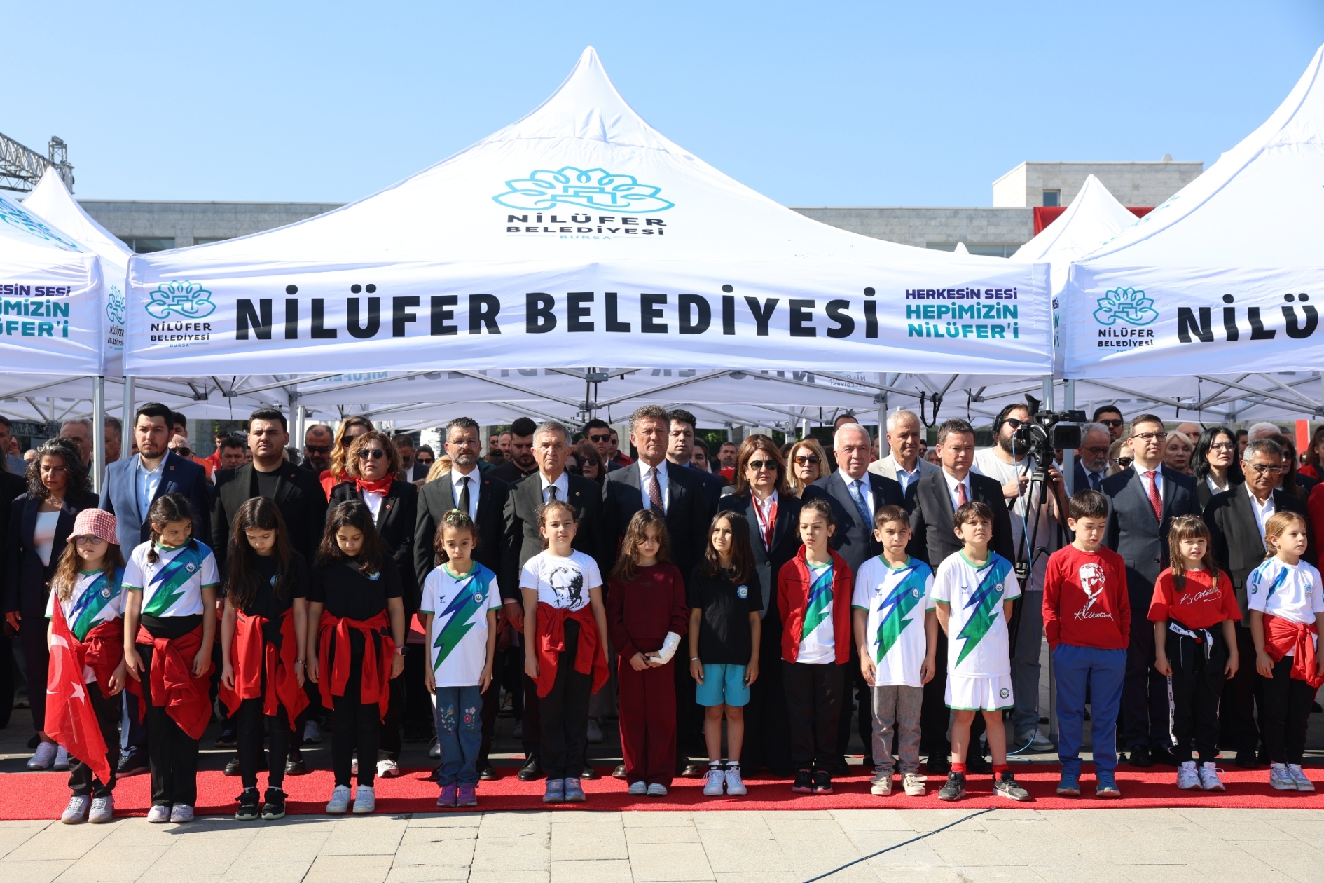 Nilüfer, 19 Mayıs’ı Cumhuriyet Meydanı’nda karşıladı