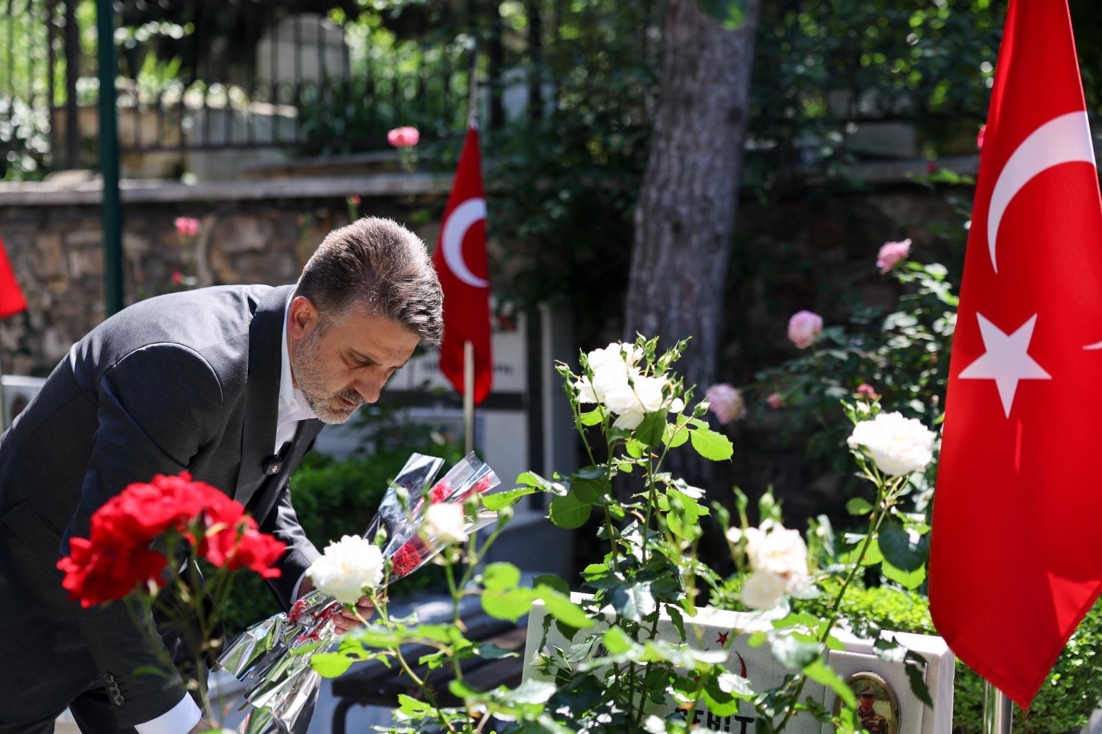 Başkan Vekili Şahin Biba’dan şehitlik ve esnaf ziyareti