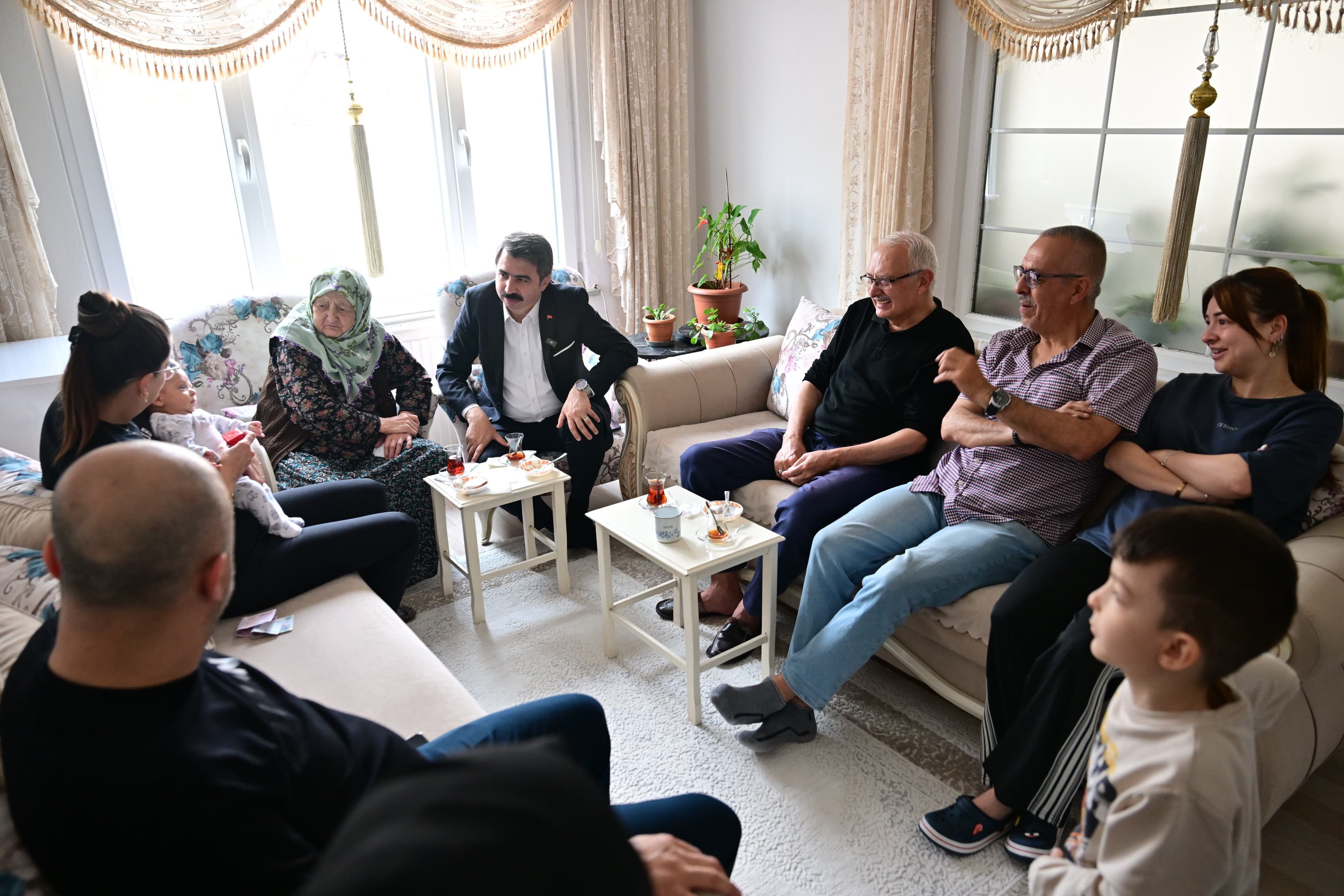YILDIRIM'DA GÖNÜL BELEDİYECİLİĞİ