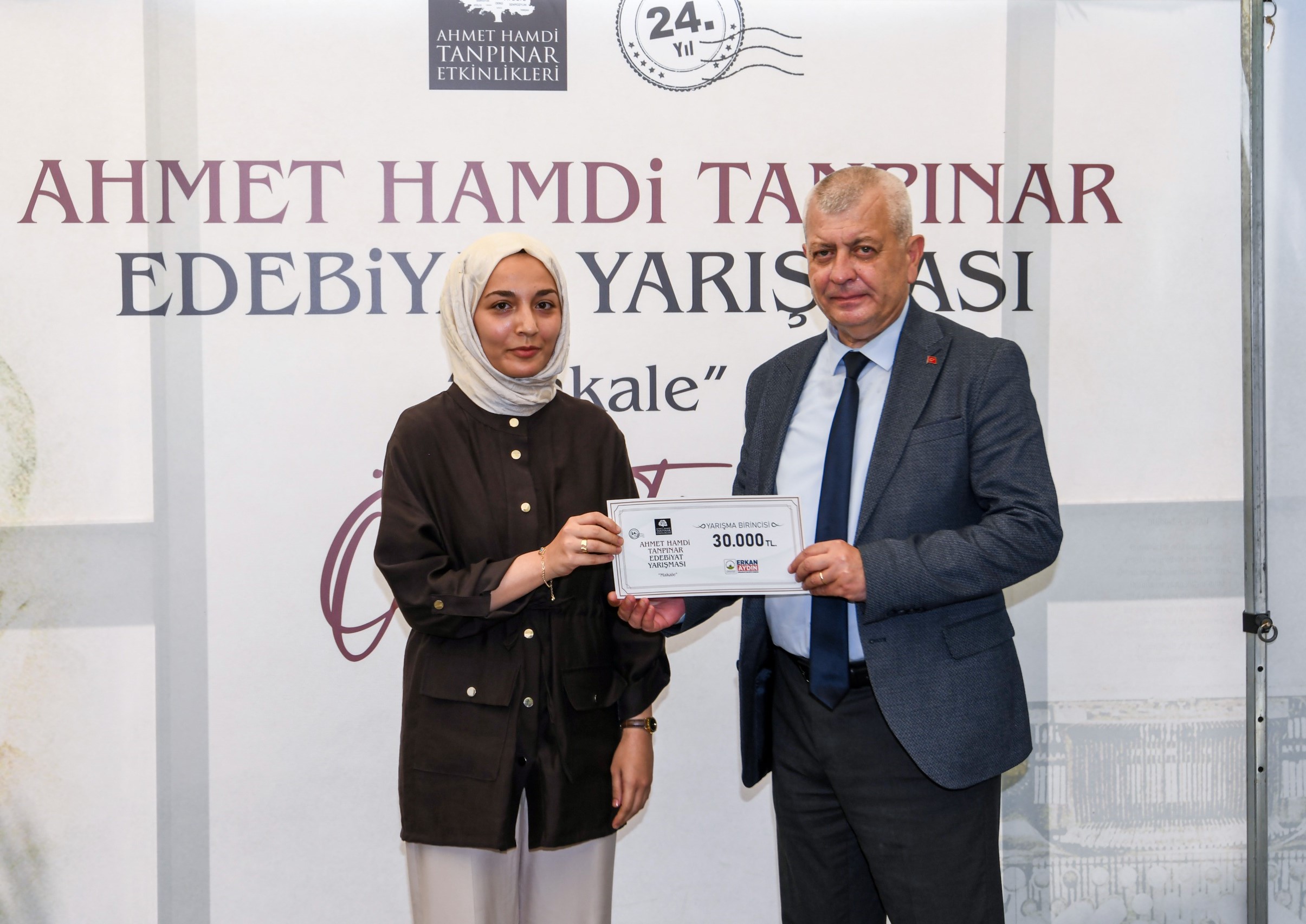 Osmangazi Belediyesi’nden 24 Yıllık Edebiyat Geleneği