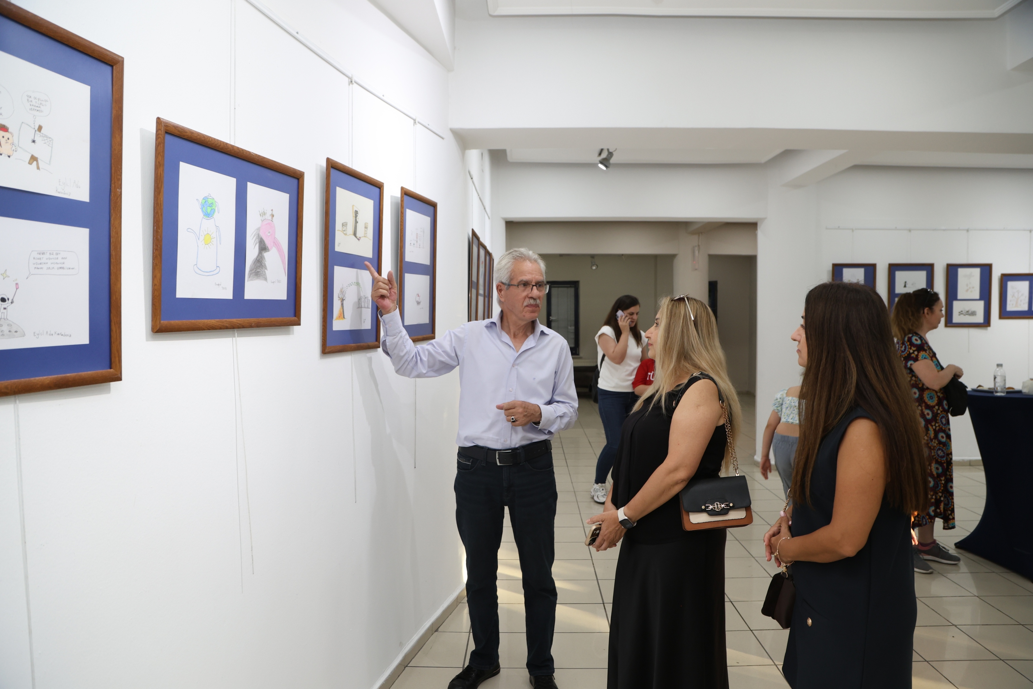 Karikatür sergisi Konak Kültürevi’nde