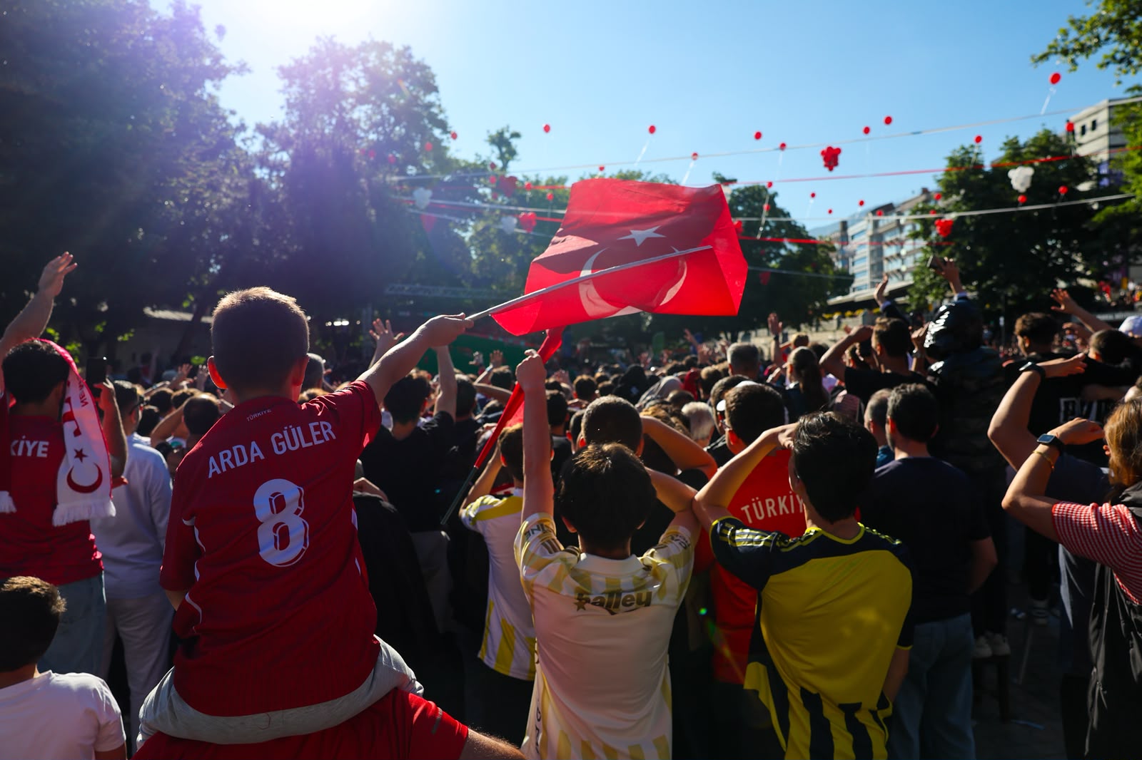 Milli maçta Bursa tek yürek oldu
