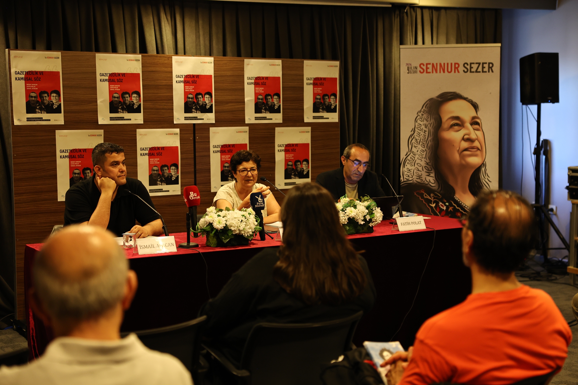 Yılın yazarı Sennur Sezer’i çalışma arkadaşları anlattı