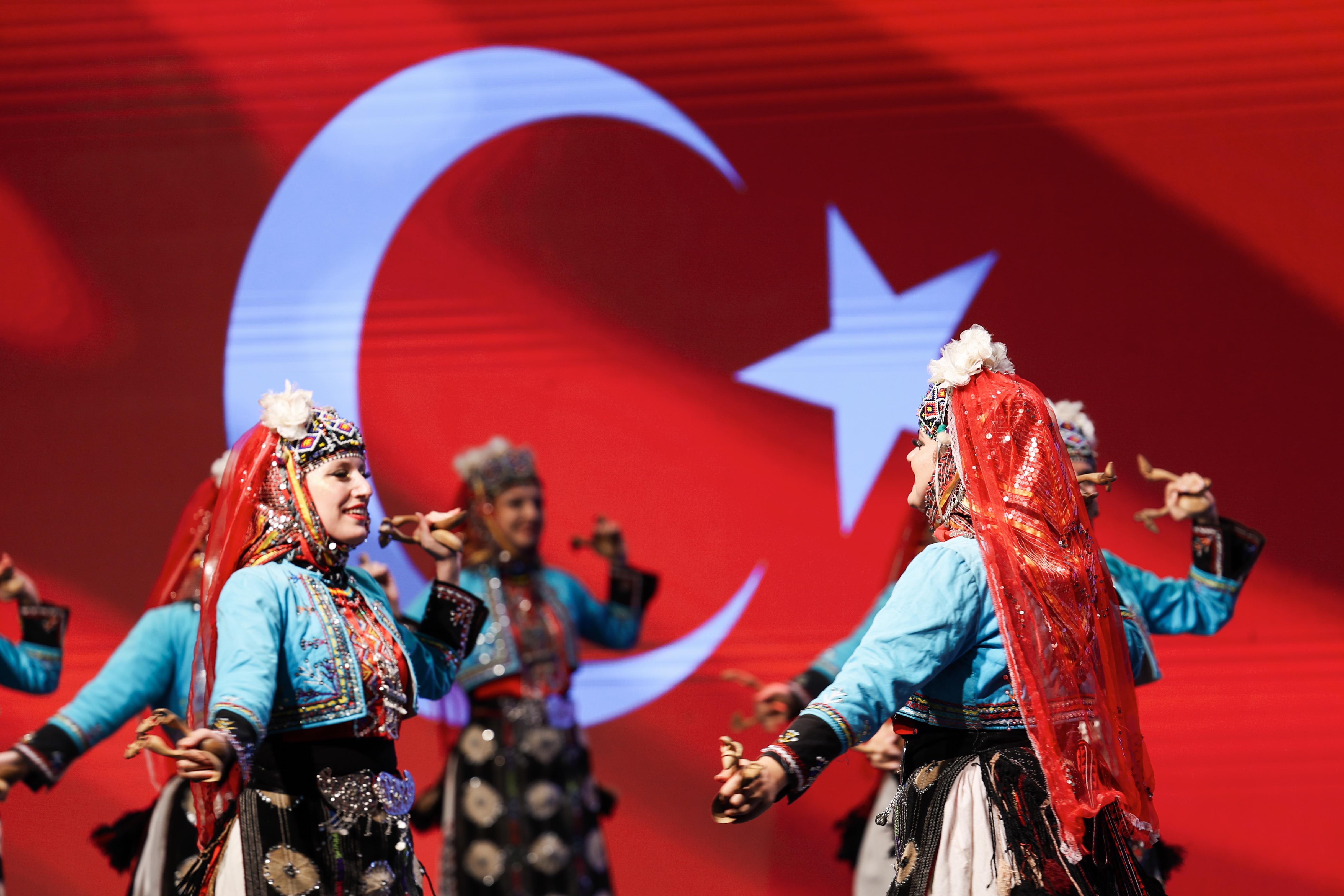 Altın Karagöz sahibini buldu