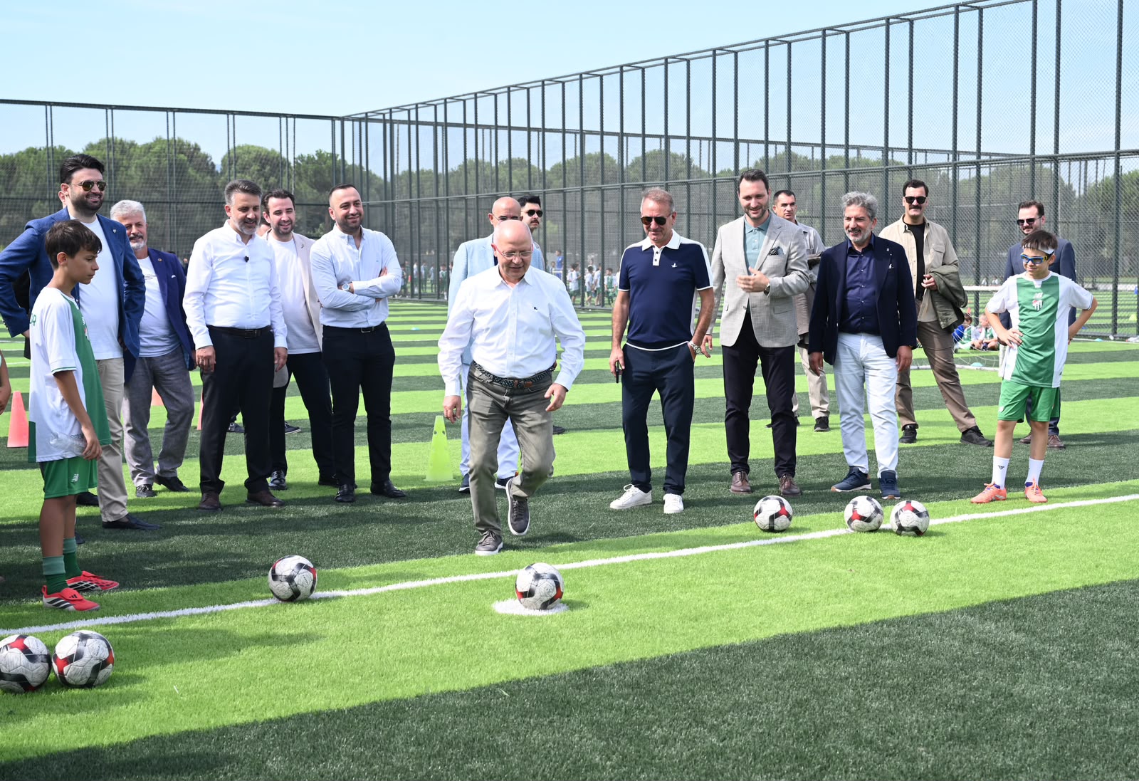 Büyükşehir'den Bursaspor'un geleceğine yatırım