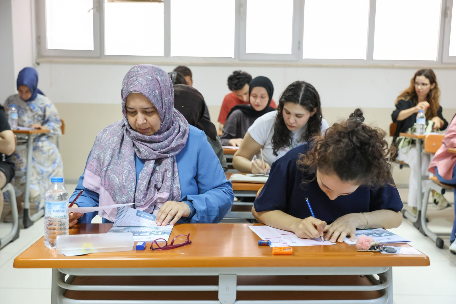Büyükşehir'den memur adaylarına KPSS provası