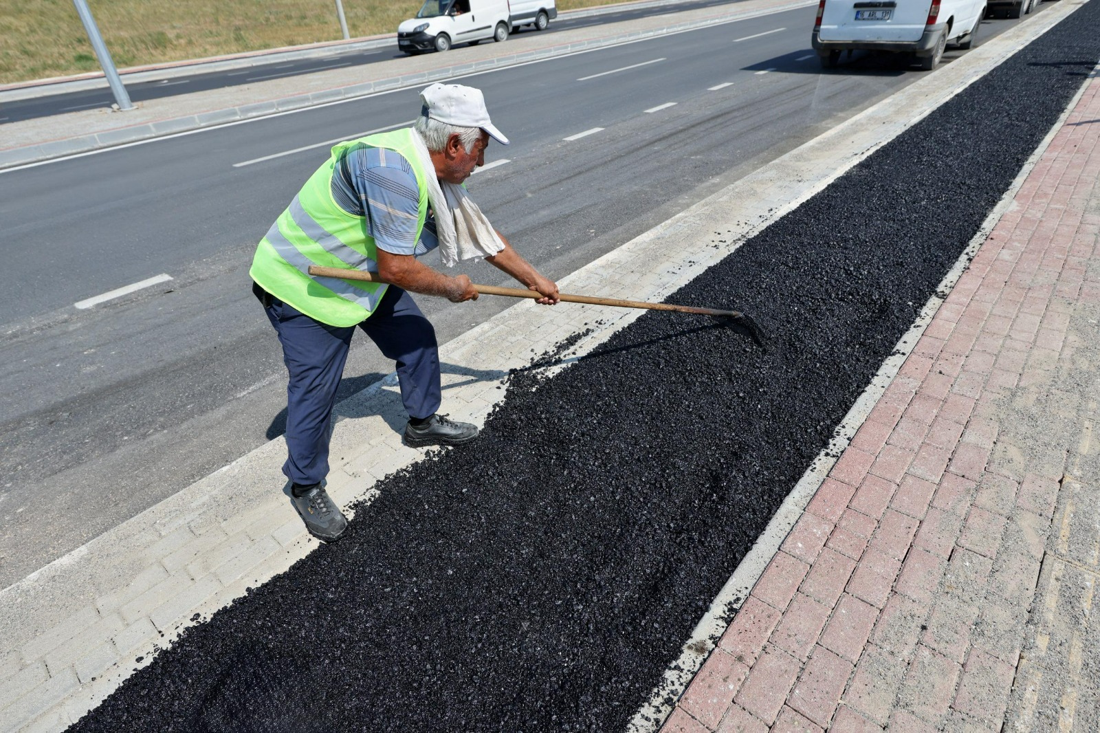 Büyükşehir’den yeni yola alternatif dokunuş