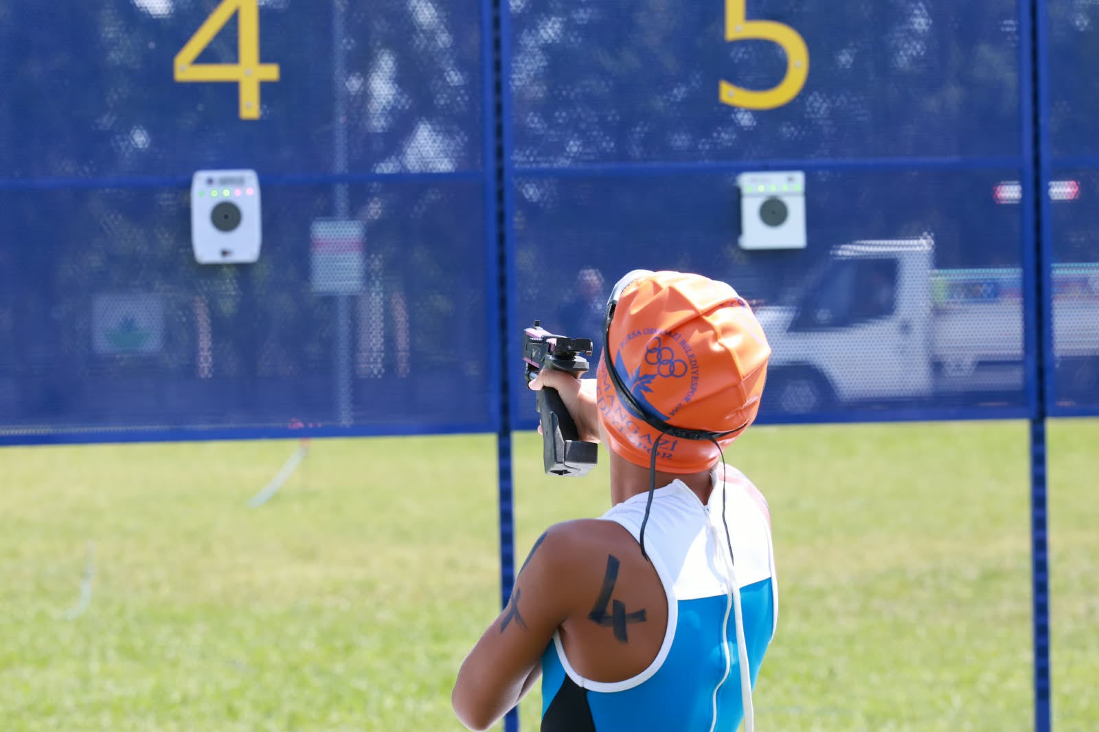 Triathle Yarışları Osmangazi’de Nefes Kesti