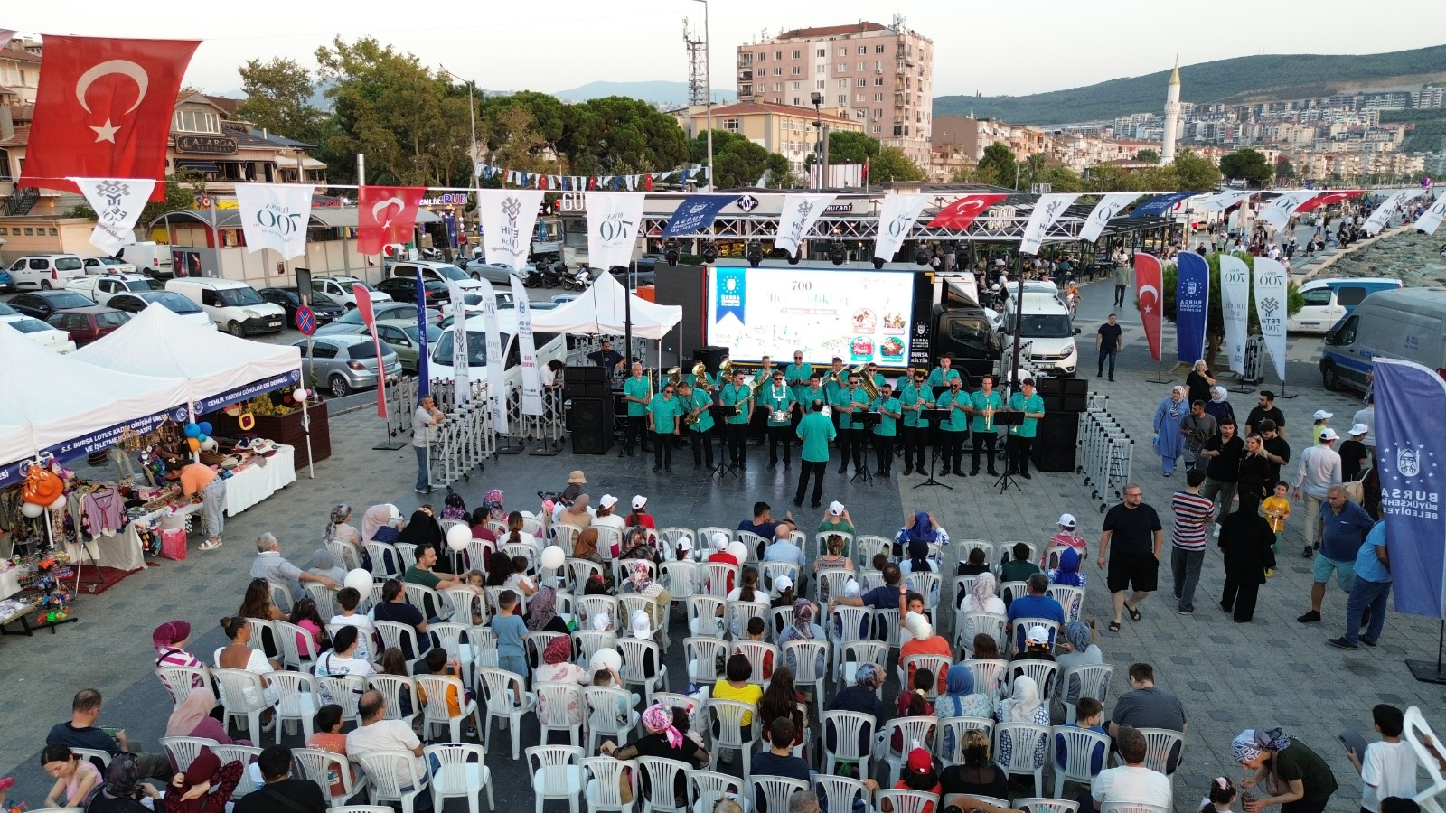 Fetih coşkusu Gemlik’i sardı