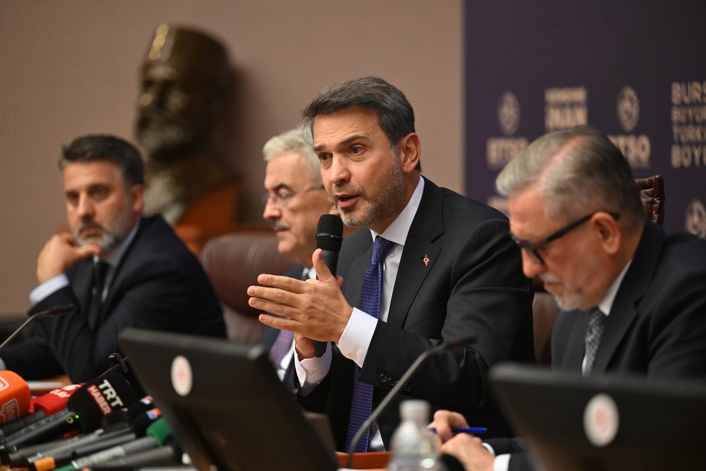 Enerji ve Tabii Kaynaklar Bakanı Alparslan Bayraktar BTSO Meclisinin Konuğu Oldu