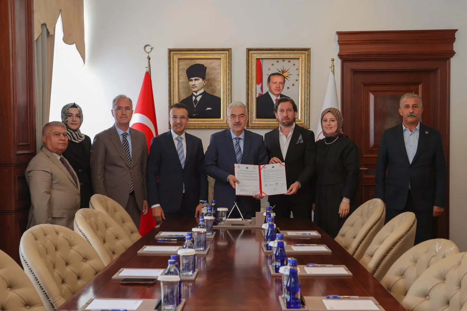 İnegöl’e 2 Yeni Aile Sağlığı Merkezi Yapımı İçin İmzalar Atıldı