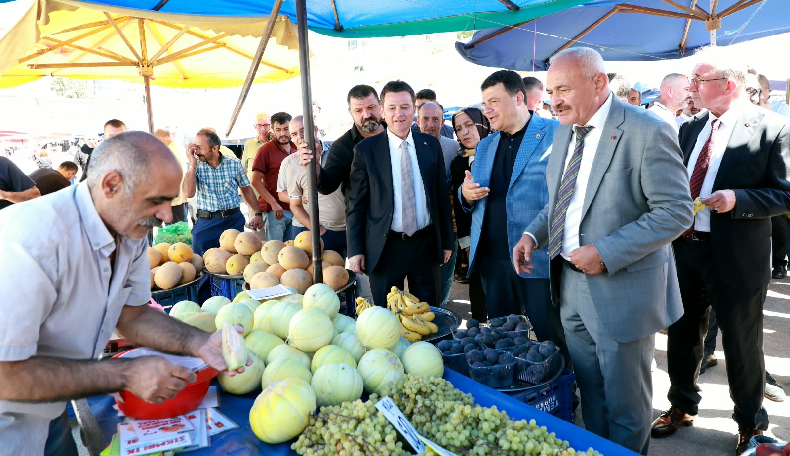 Osmangazi’de Modern Bir Pazar Alanı Daha Hizmete Girdi
