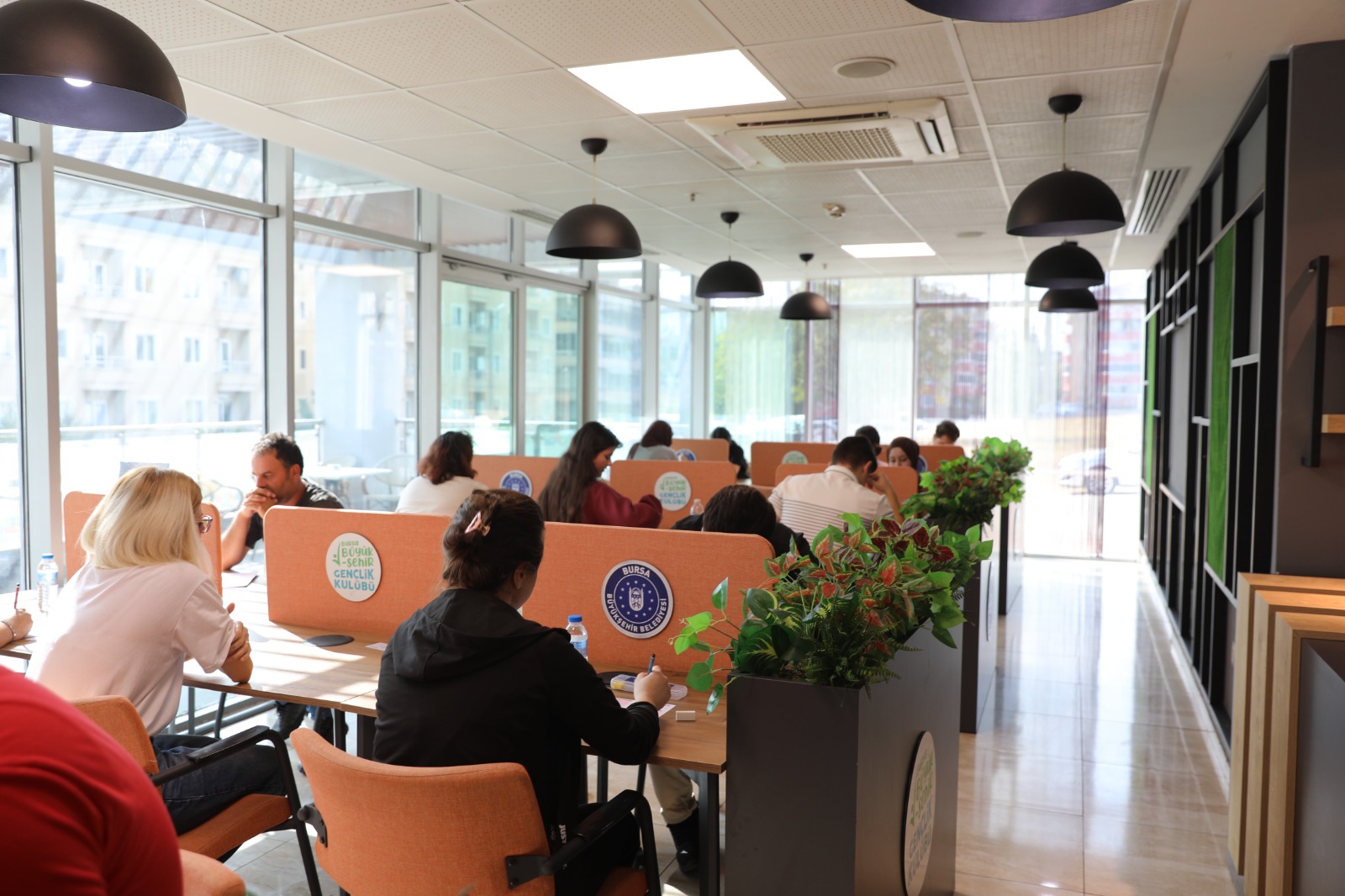 Büyükşehir'den 2 bin 500 adaya KPSS provası