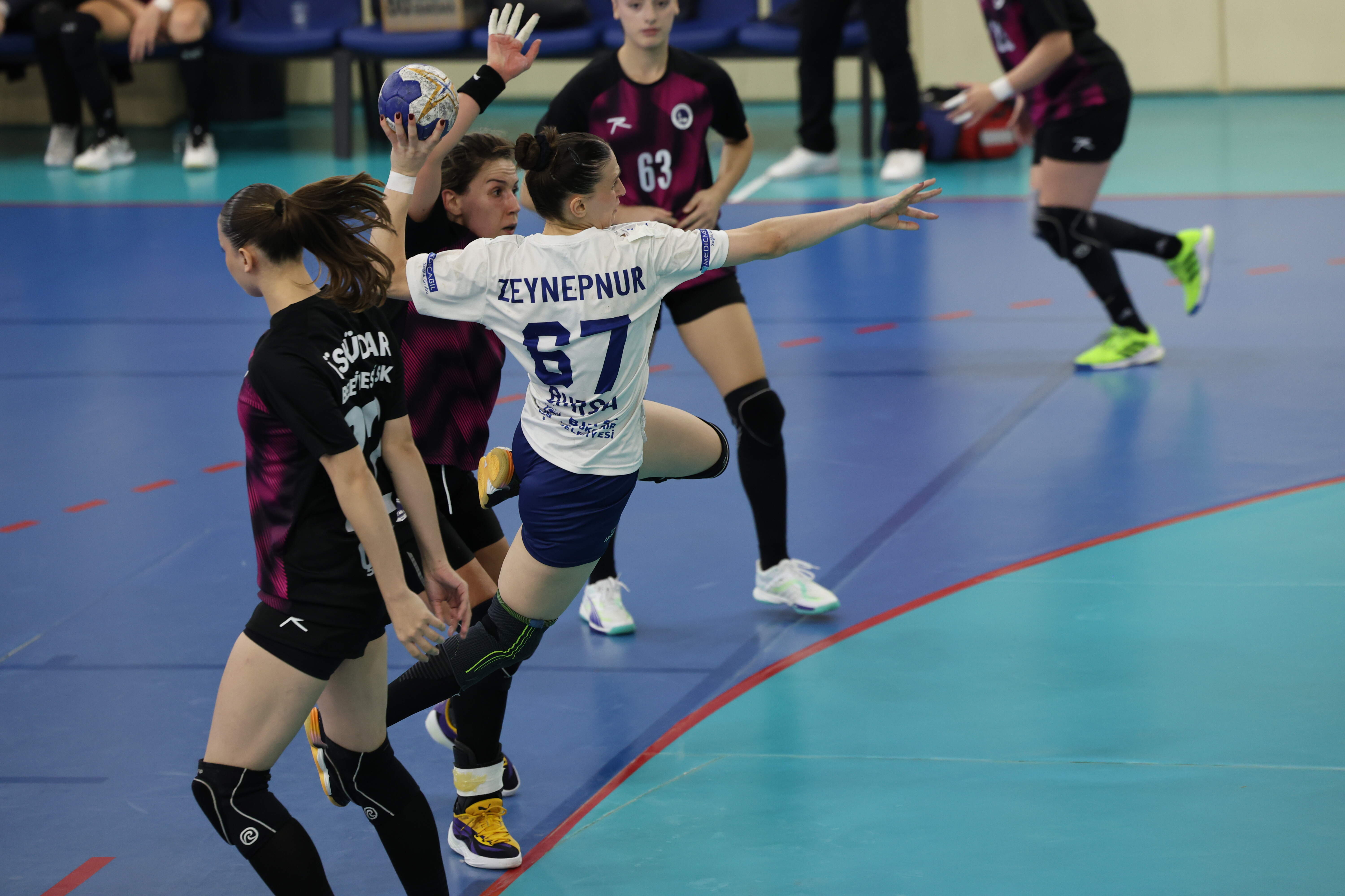 Bursa Büyükşehir Belediyespor’dan bir galibiyet daha