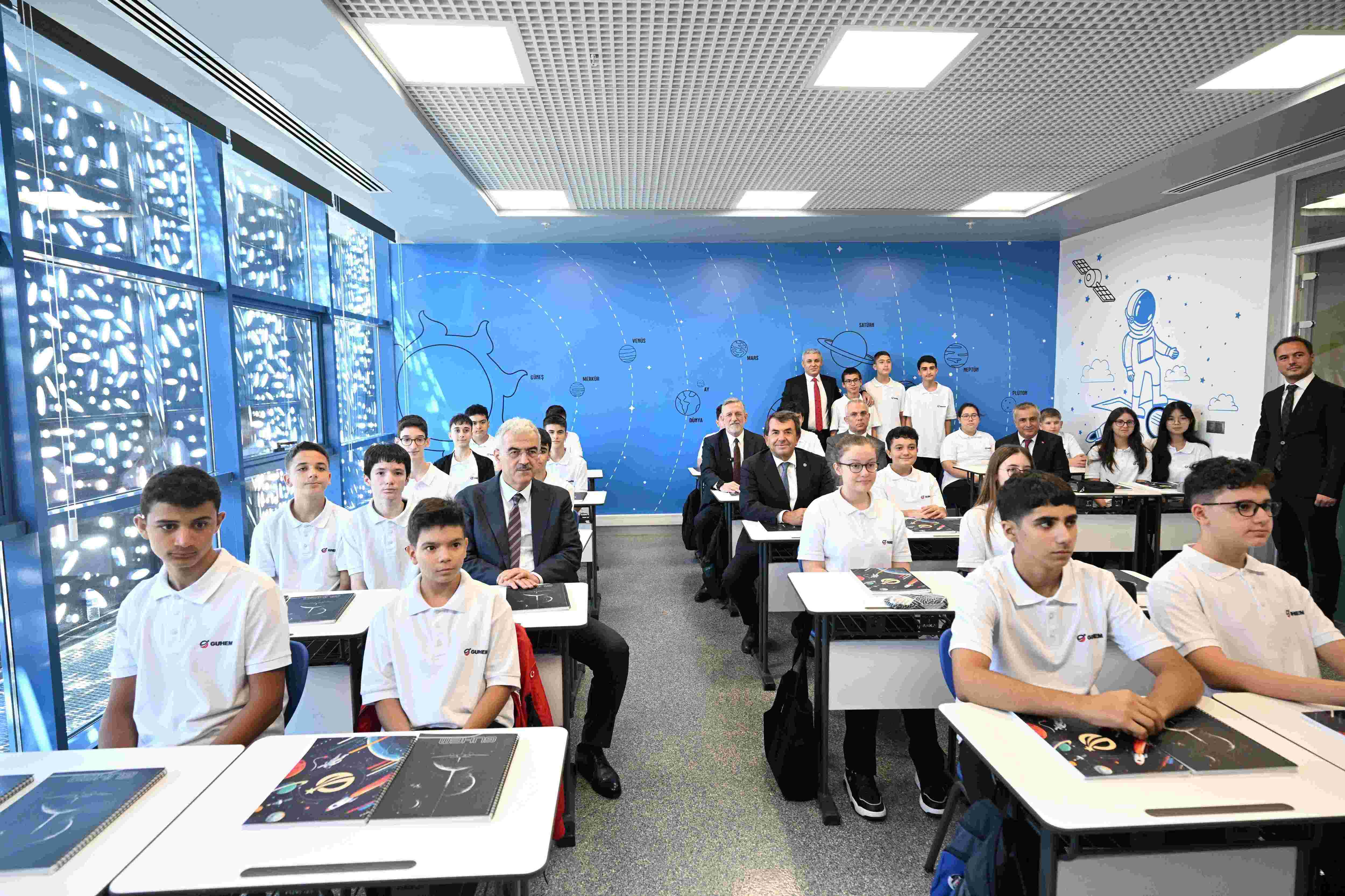 GUHEM Havacılık ve Uzay Teknolojileri Fen Lisesi’nde İlk Ders Zili Çaldı