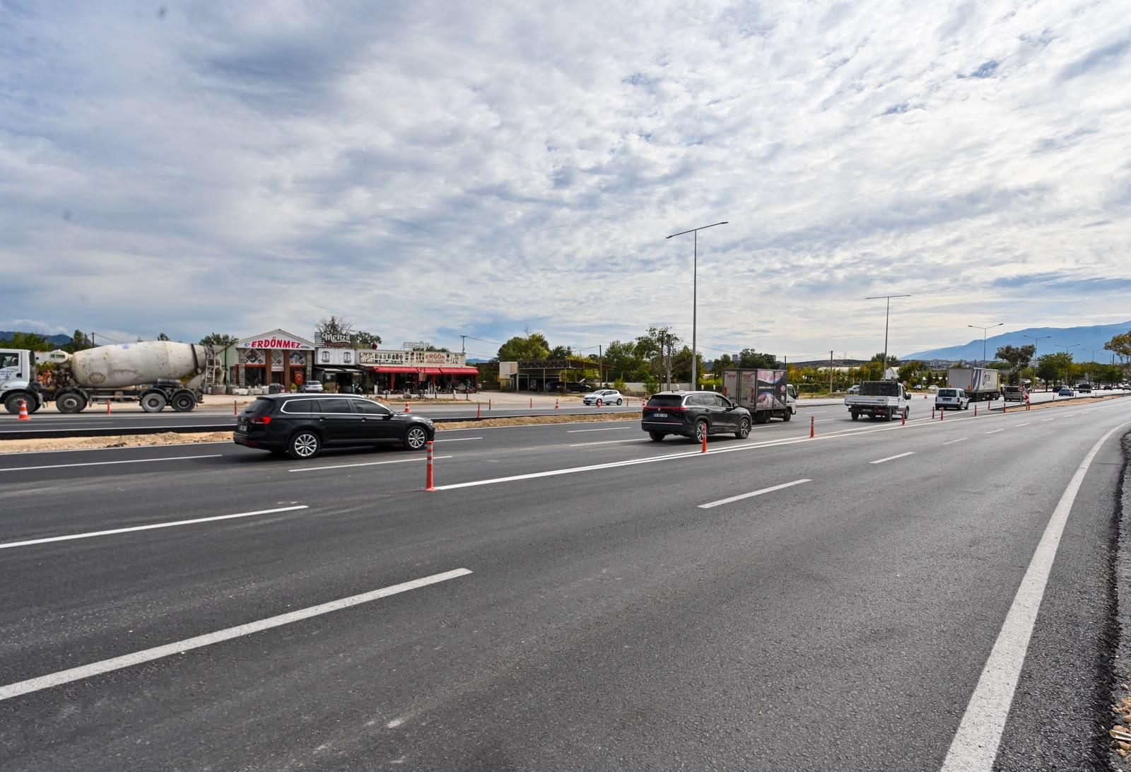 Şahin Biba sözünü tuttu: Geçit Köprüsü trafiğe açıldı