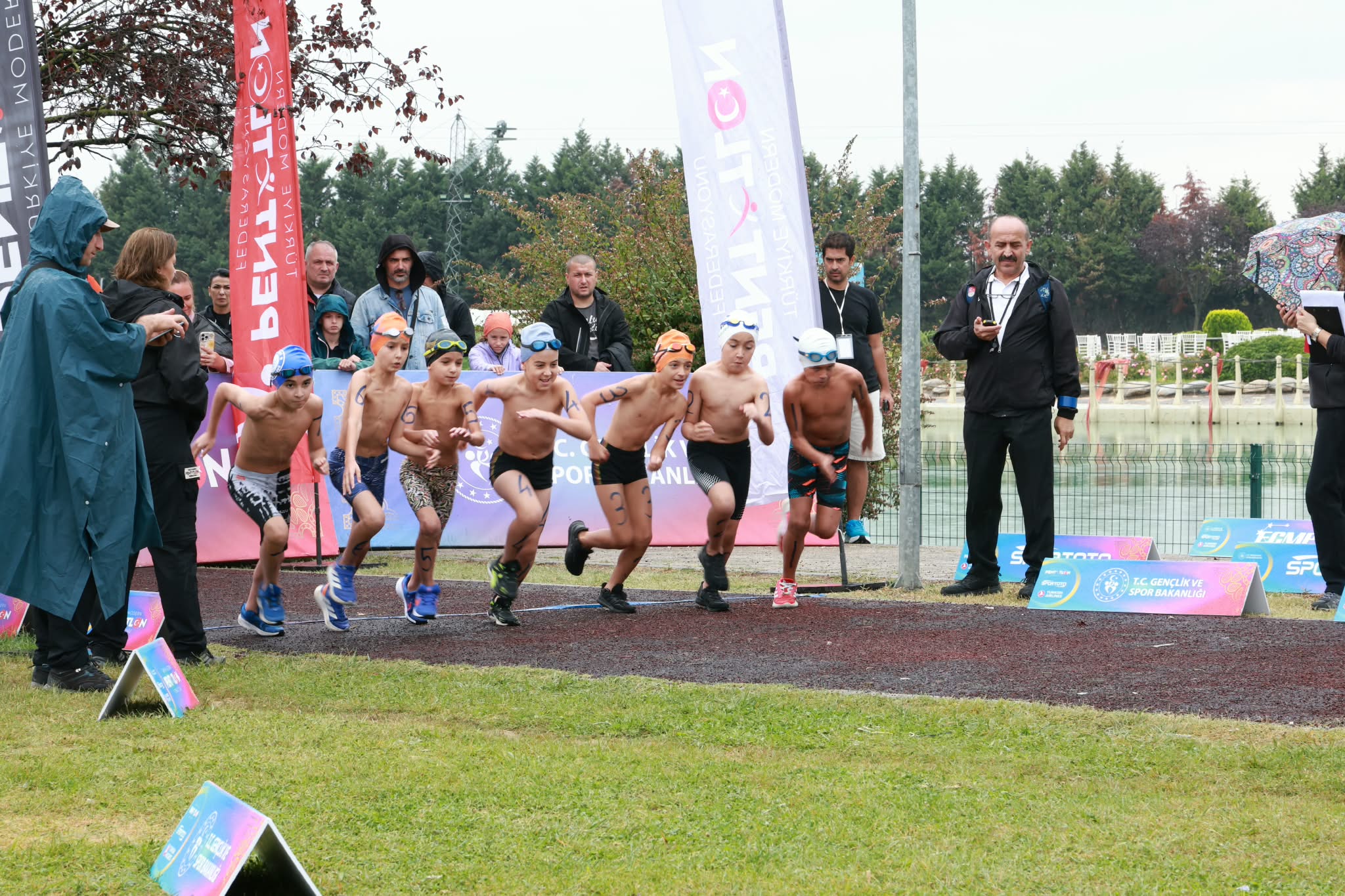 Osmangazi’de Her Yaştan Sporcu Şampiyonluk İçin Yarıştı