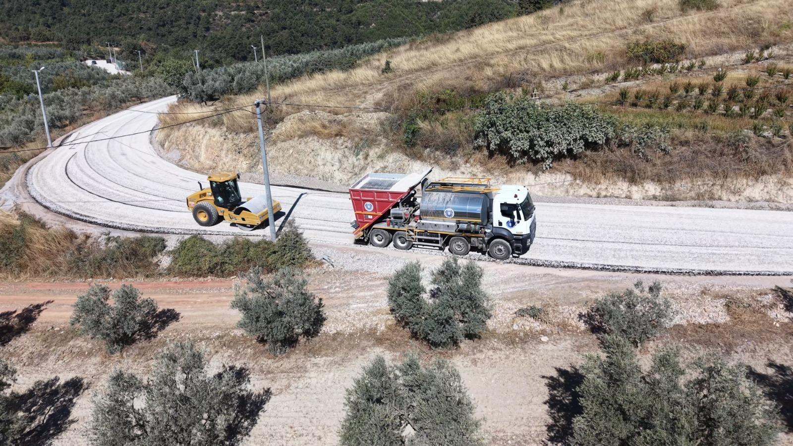 Kestel'de 4 mahallenin yolları yenilendi