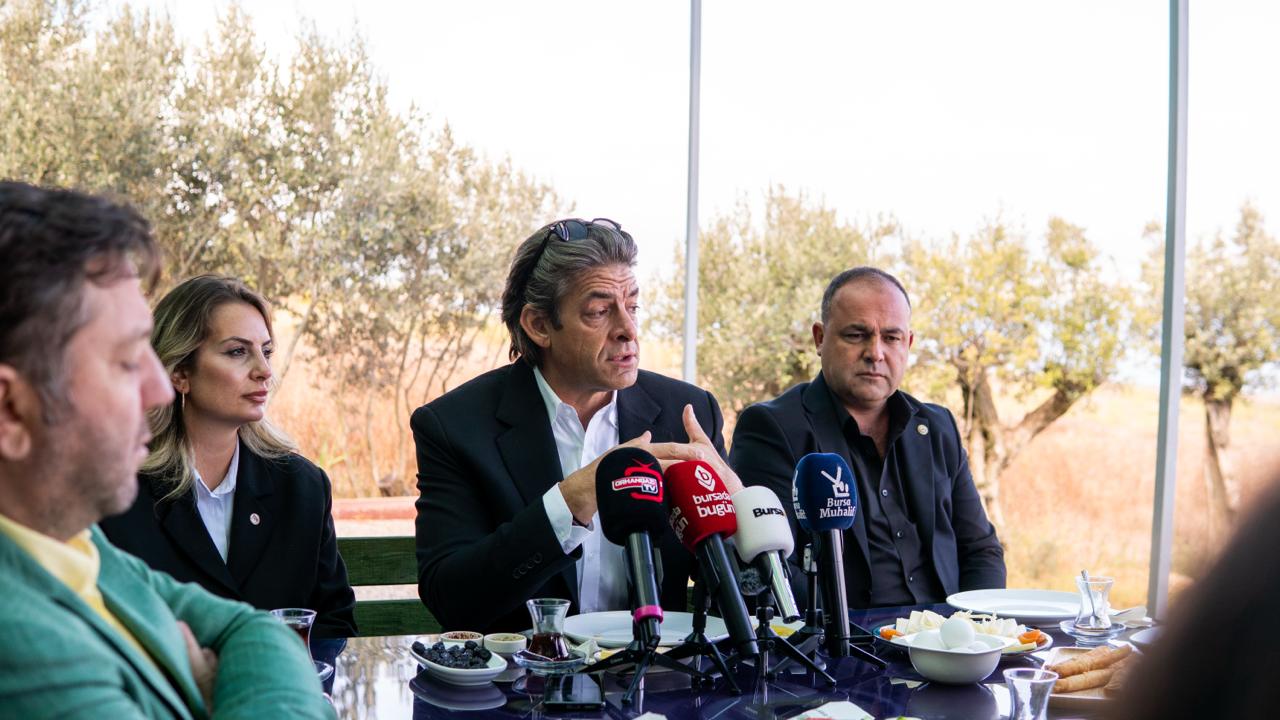 Tarım Politikalarından Sorumlu Gölge Bakanımız Sencer Solakoğlu Orhangazi’mizde.
