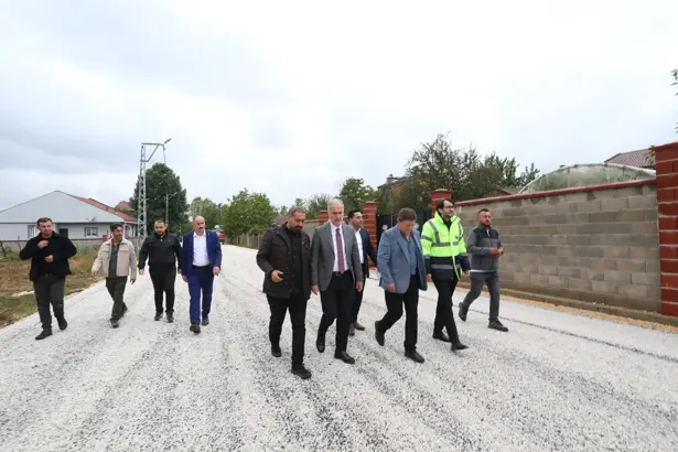 Kurşunlu Mahallesinde 8 Sokakta Sathi Kaplama Yapıldı