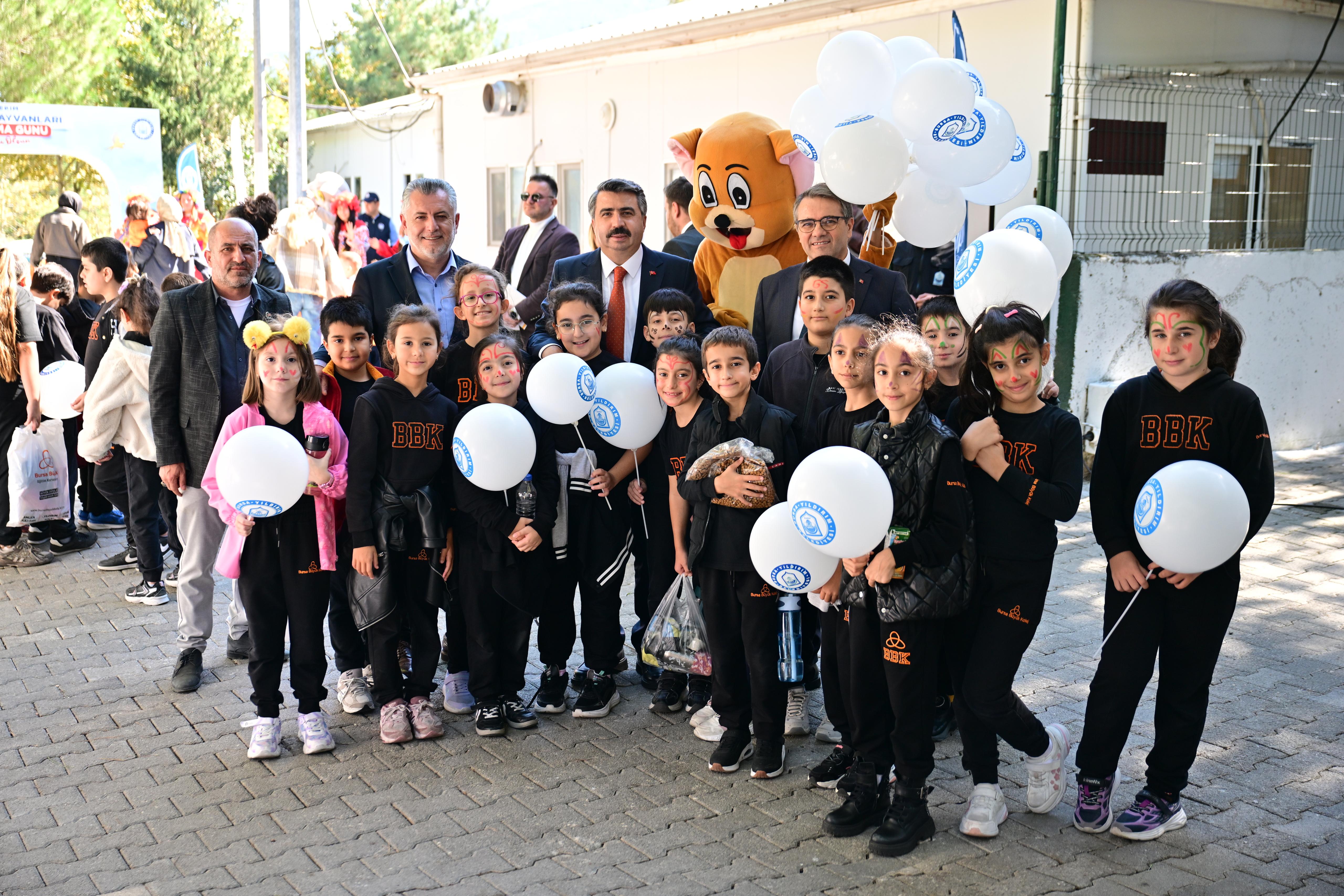 YILDIRIM’DA ‘SEVİMLİ PATİLERLE ŞENLİK ZAMANI’