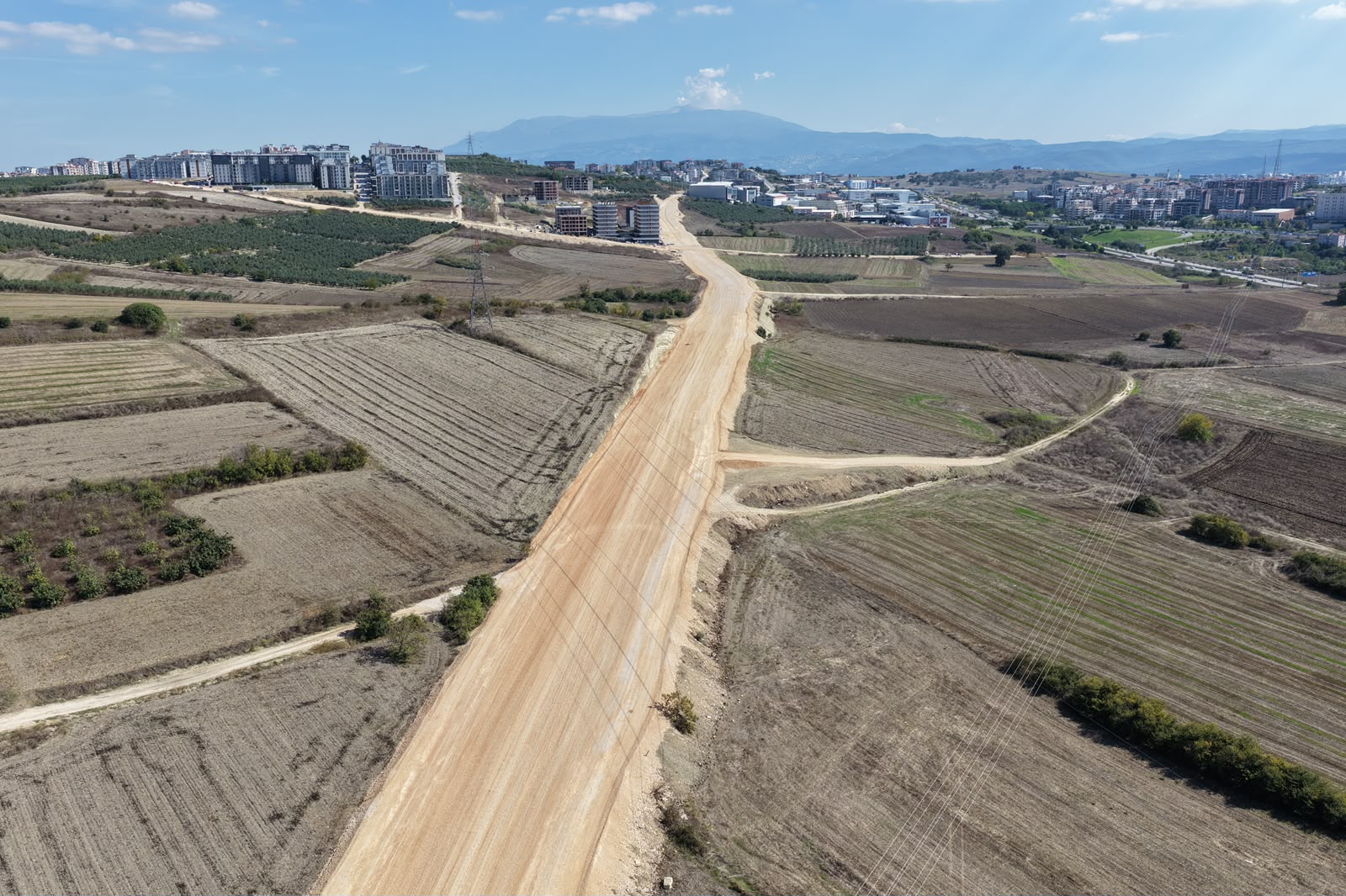 Büyükşehir'den Görükle'de yeni yola yeni altyapı