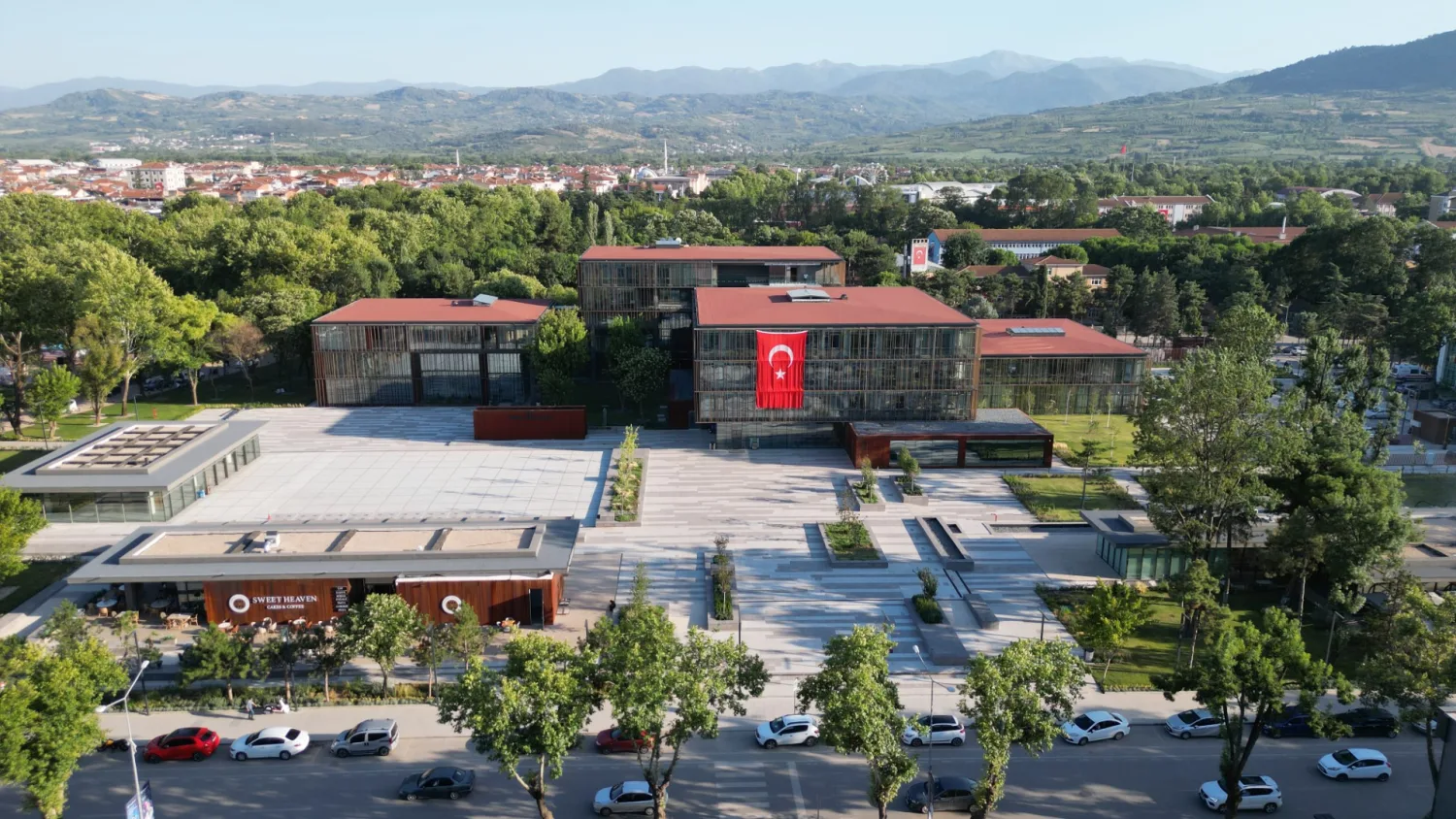 İnegöl Belediyesi’nin Başarısı Bakanlığın Denetim Raporuna Da Yansıdı