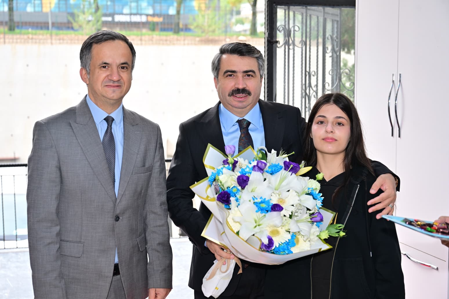GENÇLERİMİZ GELECEĞİMİZ