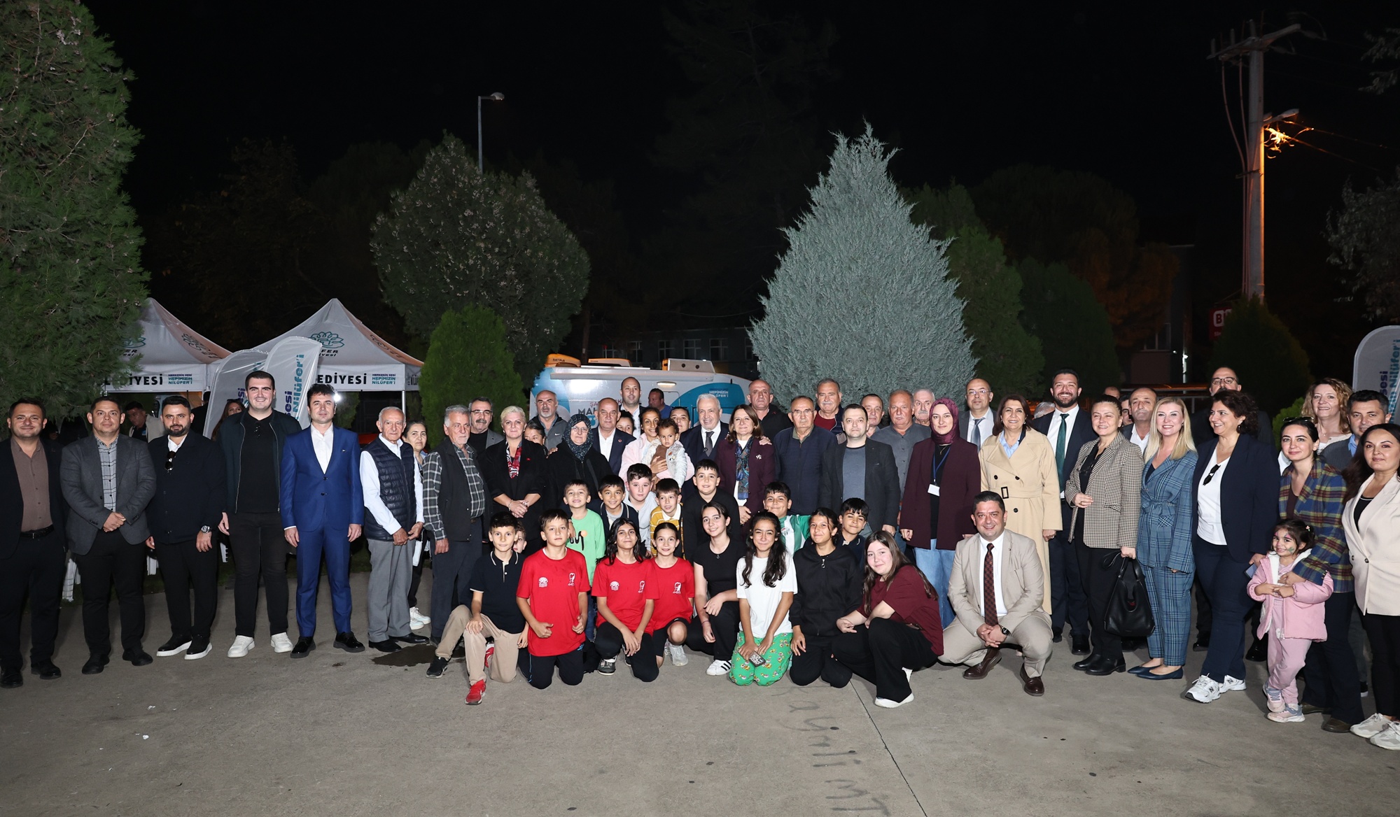 Başkan Şadi Özdemir Akçalar’da vatandaşlarla buluştu