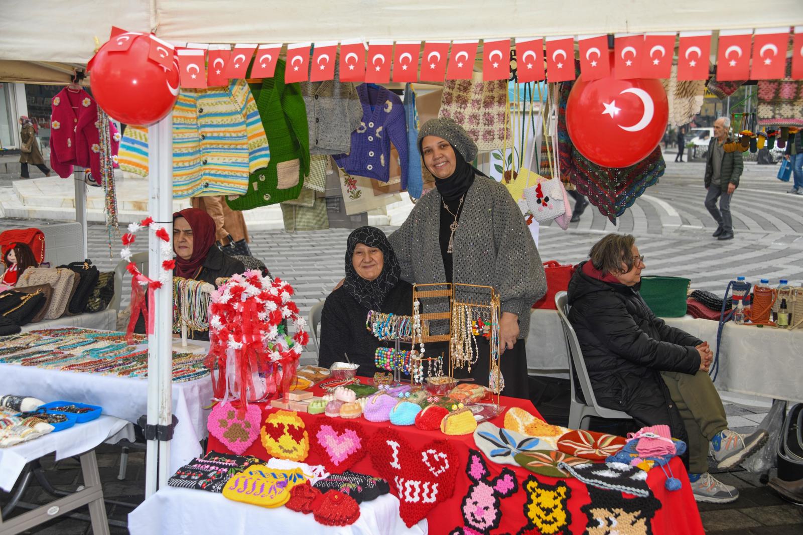 Cumhuriyet’in Işığında Kadın Emeği Osmangazi’de Buluştu