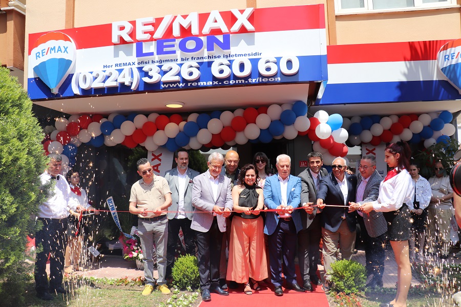 REMAX LEON YS OFİSİ AÇILDI