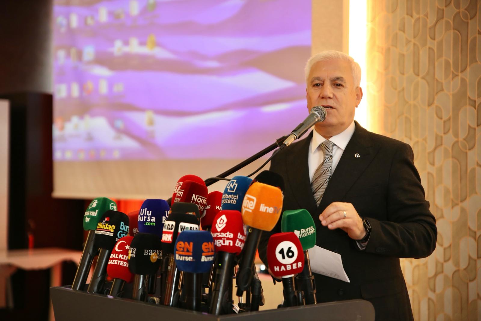 BOZBEY: 'BURSA'NIN YÖNETİCİSİ YOK!'