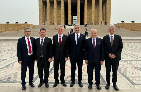 CHP'Lİ BAŞKANLAR YEREL YÖNETİM ÇALIŞTAYI'NA KATILDI