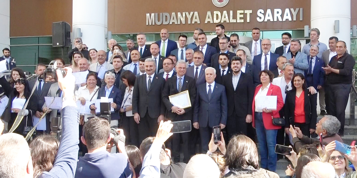 BAŞKAN DENİZ DALGIÇ MAZBATASINI ALDI