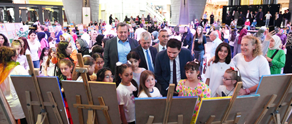 OSMANGAZİ'DE BİLGİ EVİ ÖĞRENCİLERİ YETENEKLERİNİ SERGİLEDİ