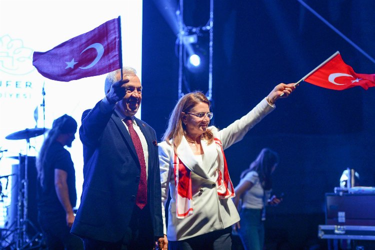 NİLÜFER 19 MAYIS'I COŞKUYLA KUTLADI