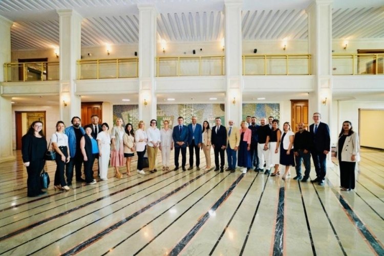 BURSA BÜYÜKŞEHİR BELEDİYESİ'NDEN BAŞKAN İMAMOĞLU'NA ZİYARET