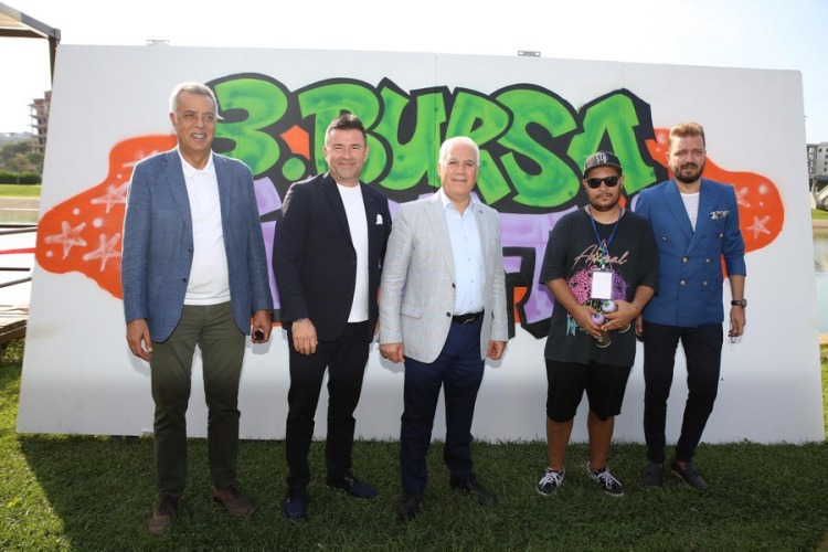 BURSA'DA GRAFİTİ ŞENLİĞİ