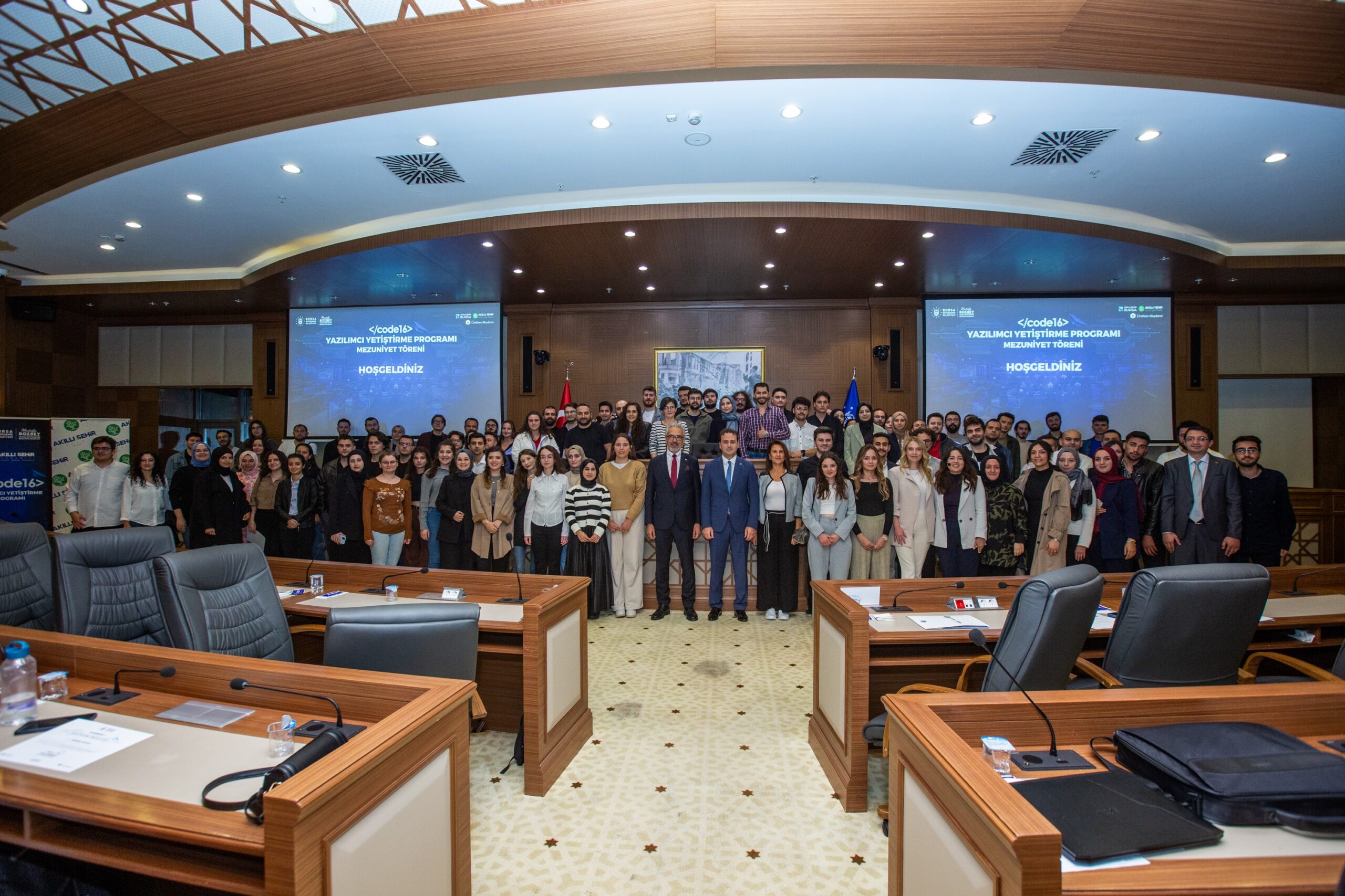 BÜYÜKŞEHİR AKILLI ŞEHİR AKADEMİSİ'NDE FİNAL HEYECANI