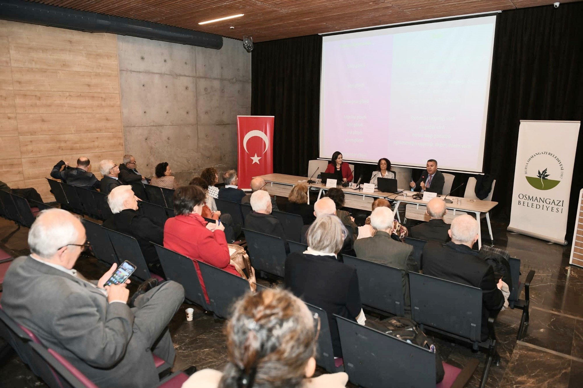 OSMANGAZİ'DE HASAN ALİ YÜCEL SEMPOZYUMU