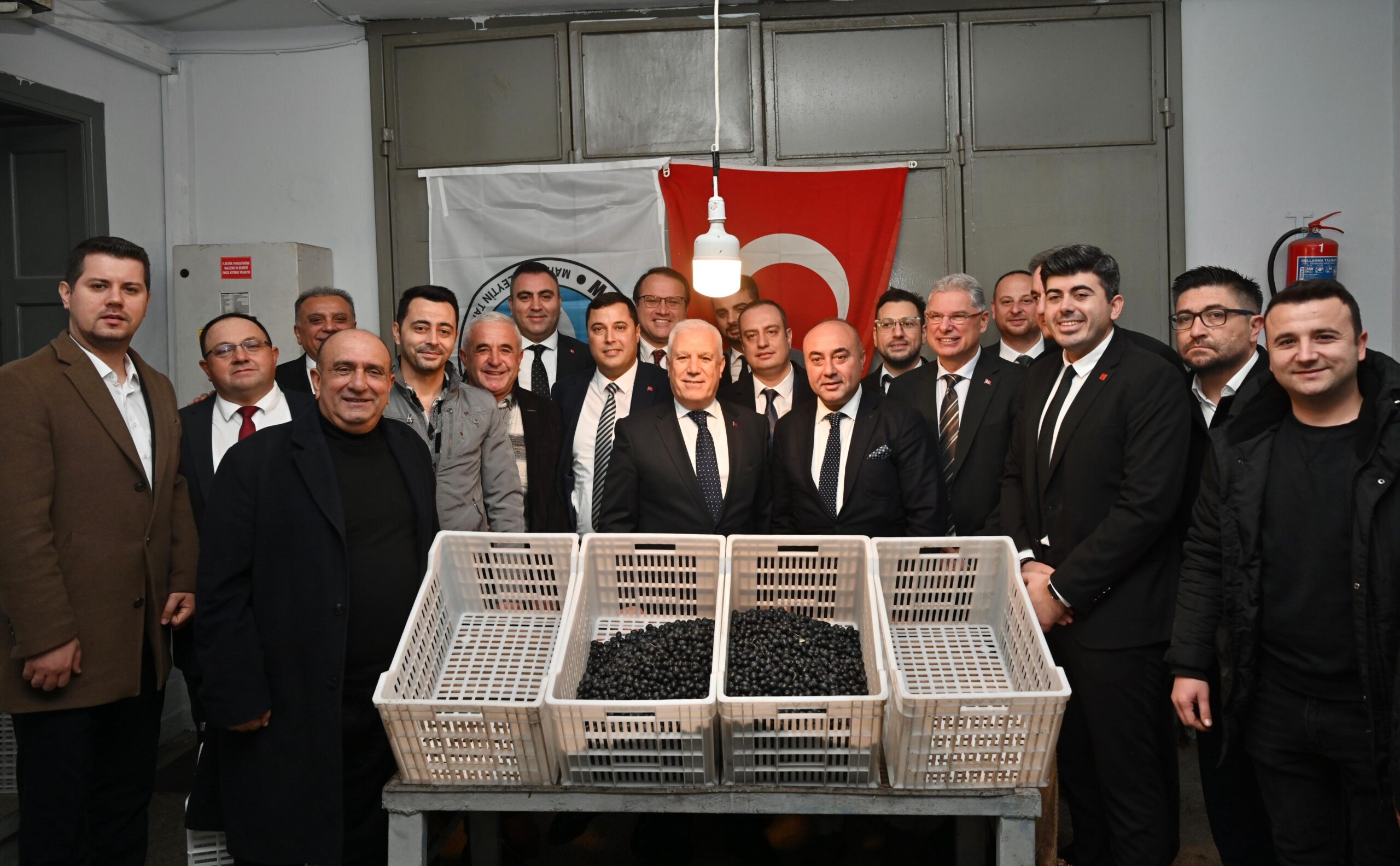 BAŞKAN BOZBEY: 'MUDANYA'NIN SORUNLARINI VE ÇÖZÜMLERİNİ BİLİYORUZ'